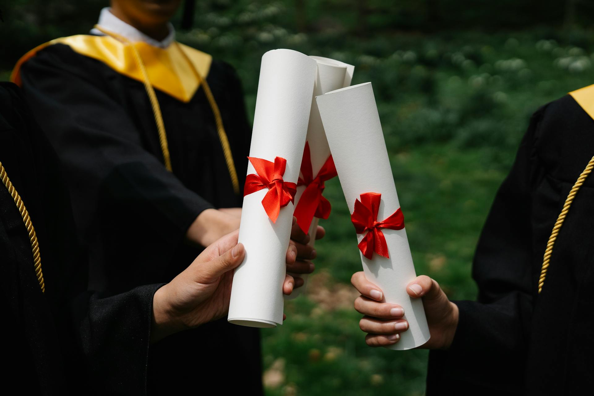 Students at their graduation | Source: Pexels