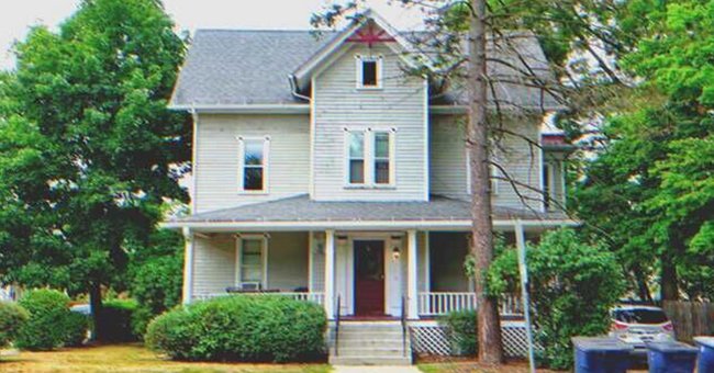 The front of a house | Source: Shutterstock