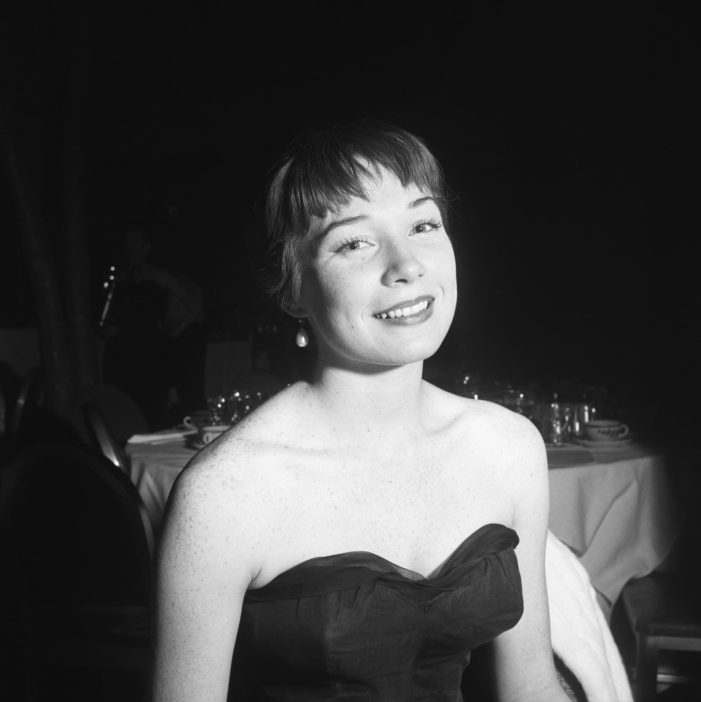 The actress attends the Golden Globe Awards on February 24, 1955, in Hollywood, California. | Source: Getty Images