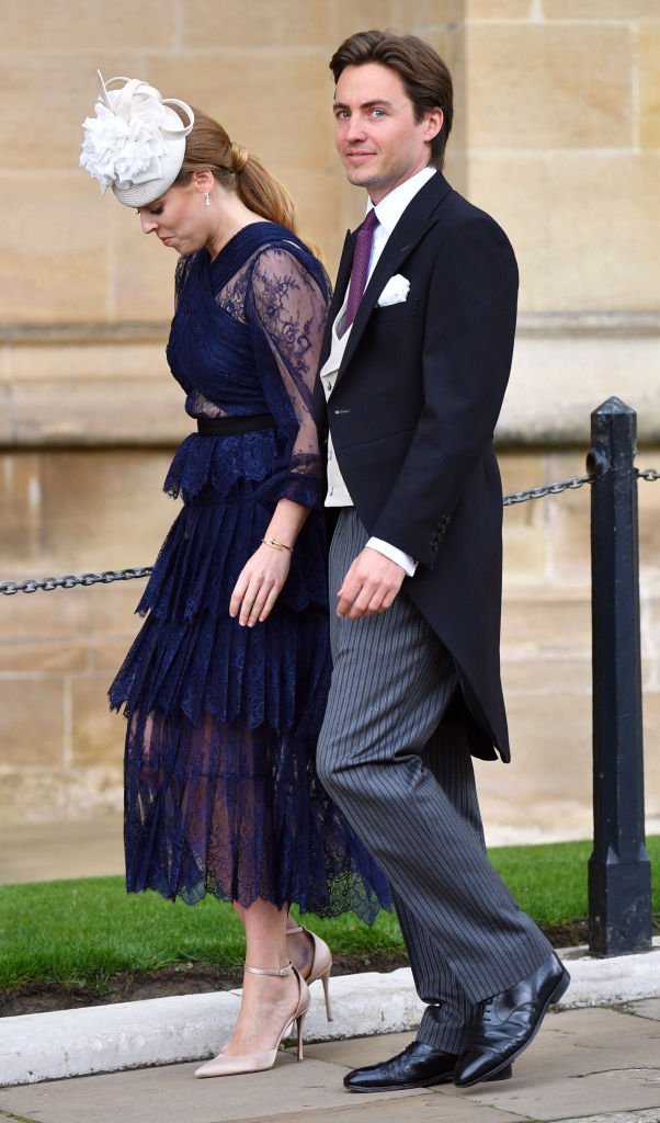 Prinzessin Beatrice und Edoardo Mapelli Mozzi nehmen an der Hochzeit von Lady Gabriella Windsor und Thomas Kingston in der St. George's Chapel teil | Quelle: Getty Images