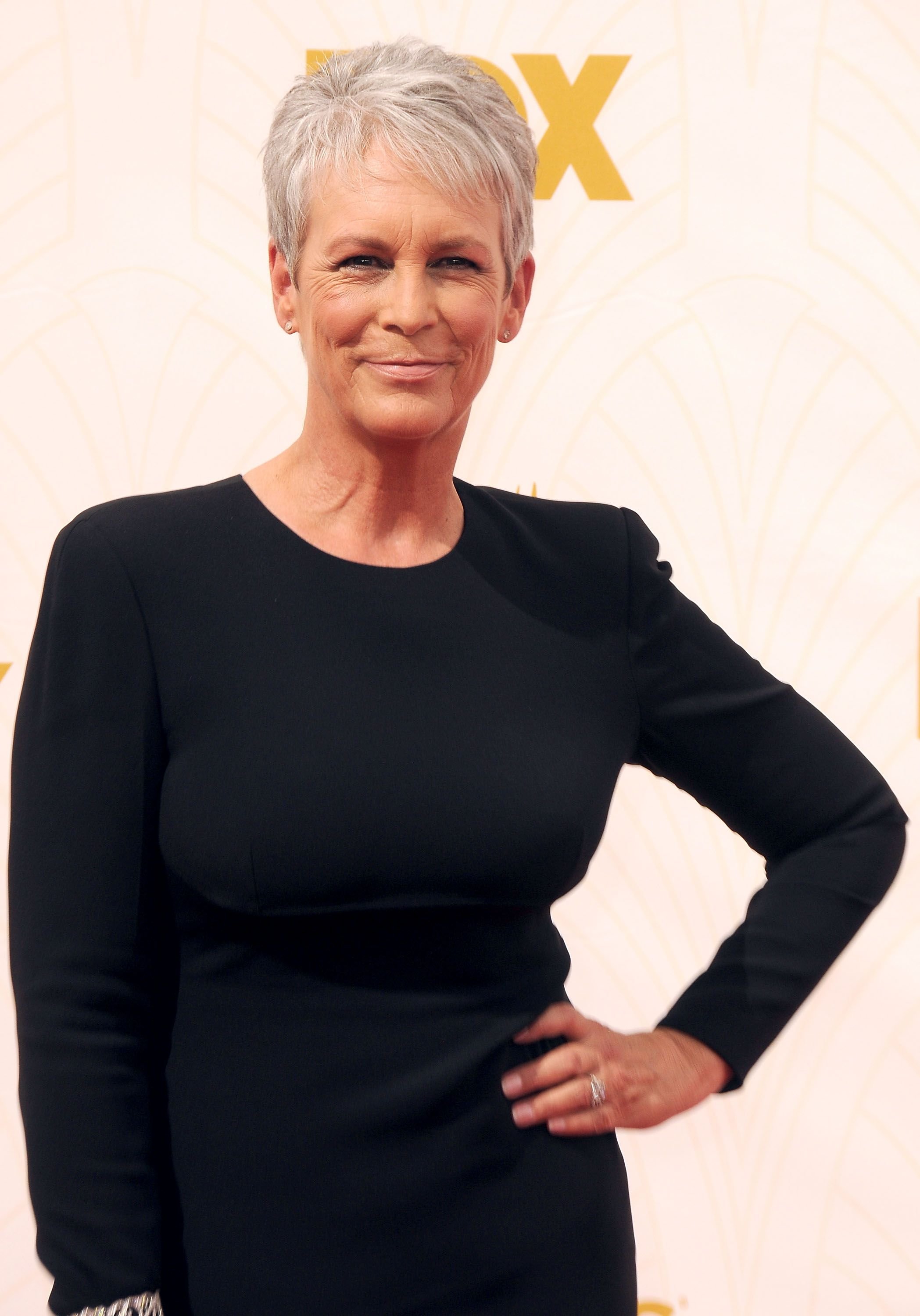 jamie lee curtis golden globes 2021