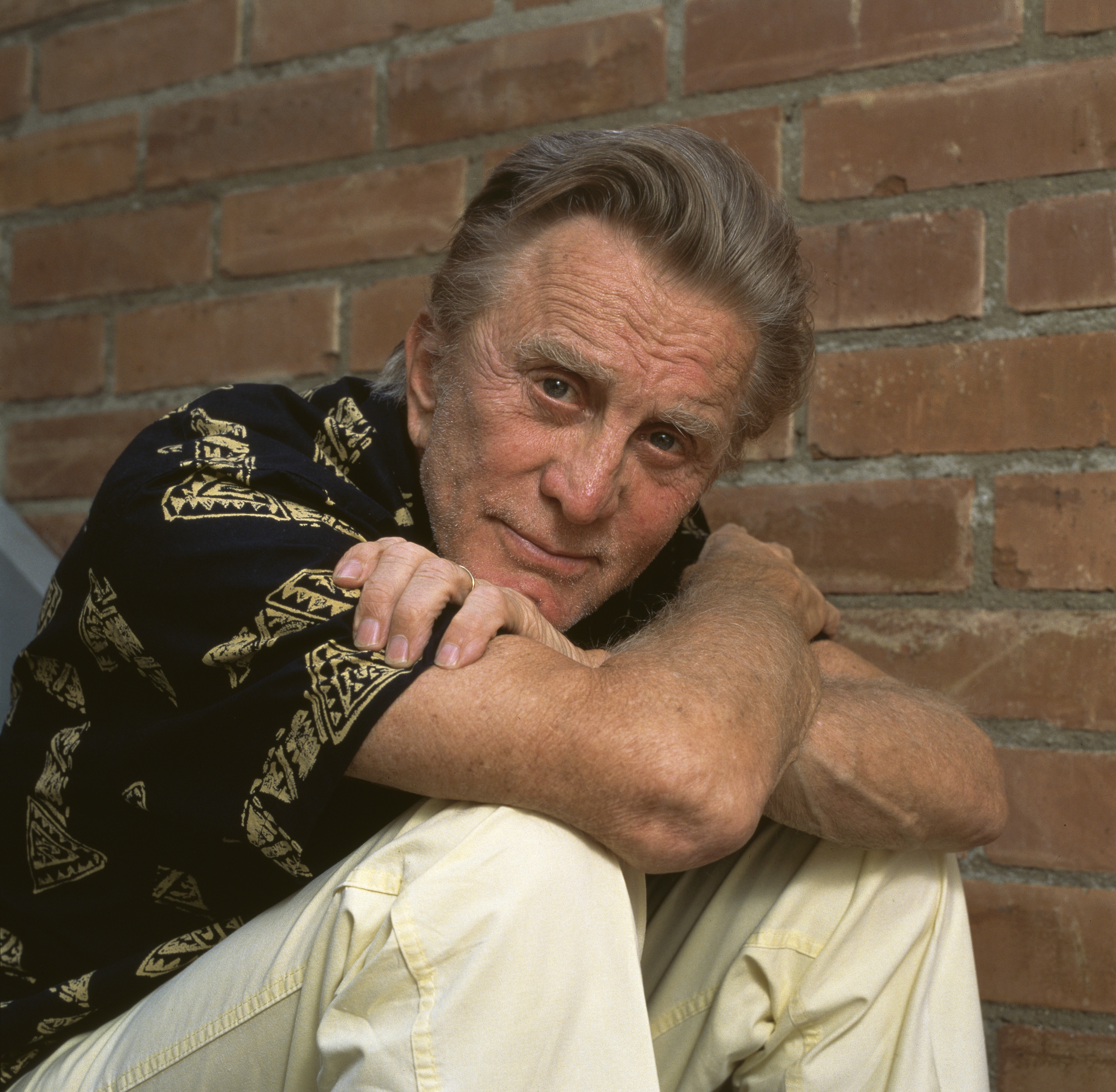 Kirk Douglas's portrait from 1990 | Source: Getty Images