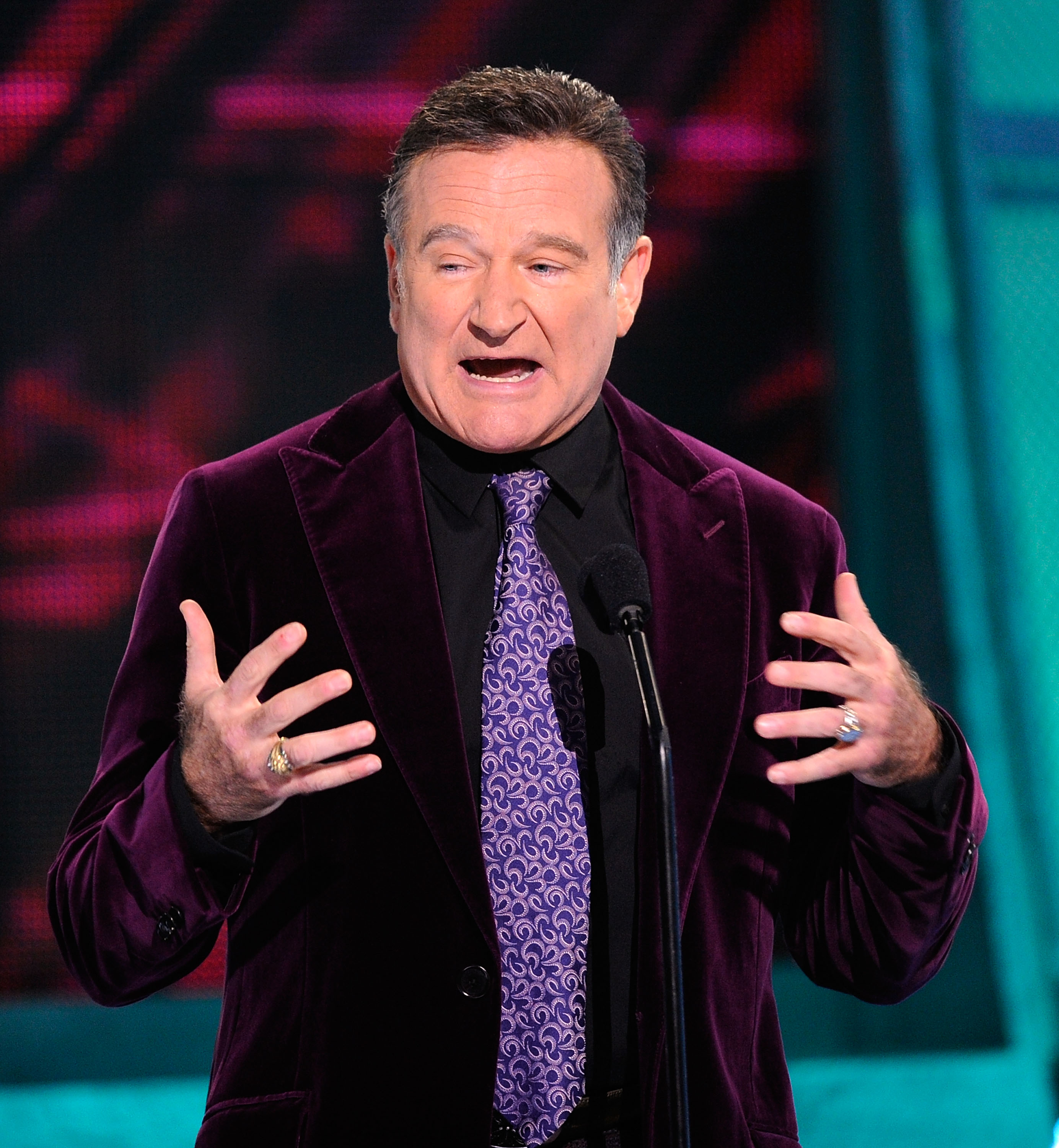 Robin Williams speaks during the 35th Annual People's Choice Awards on January 7, 2009, in Los Angeles, California.  | Source: Getty Images