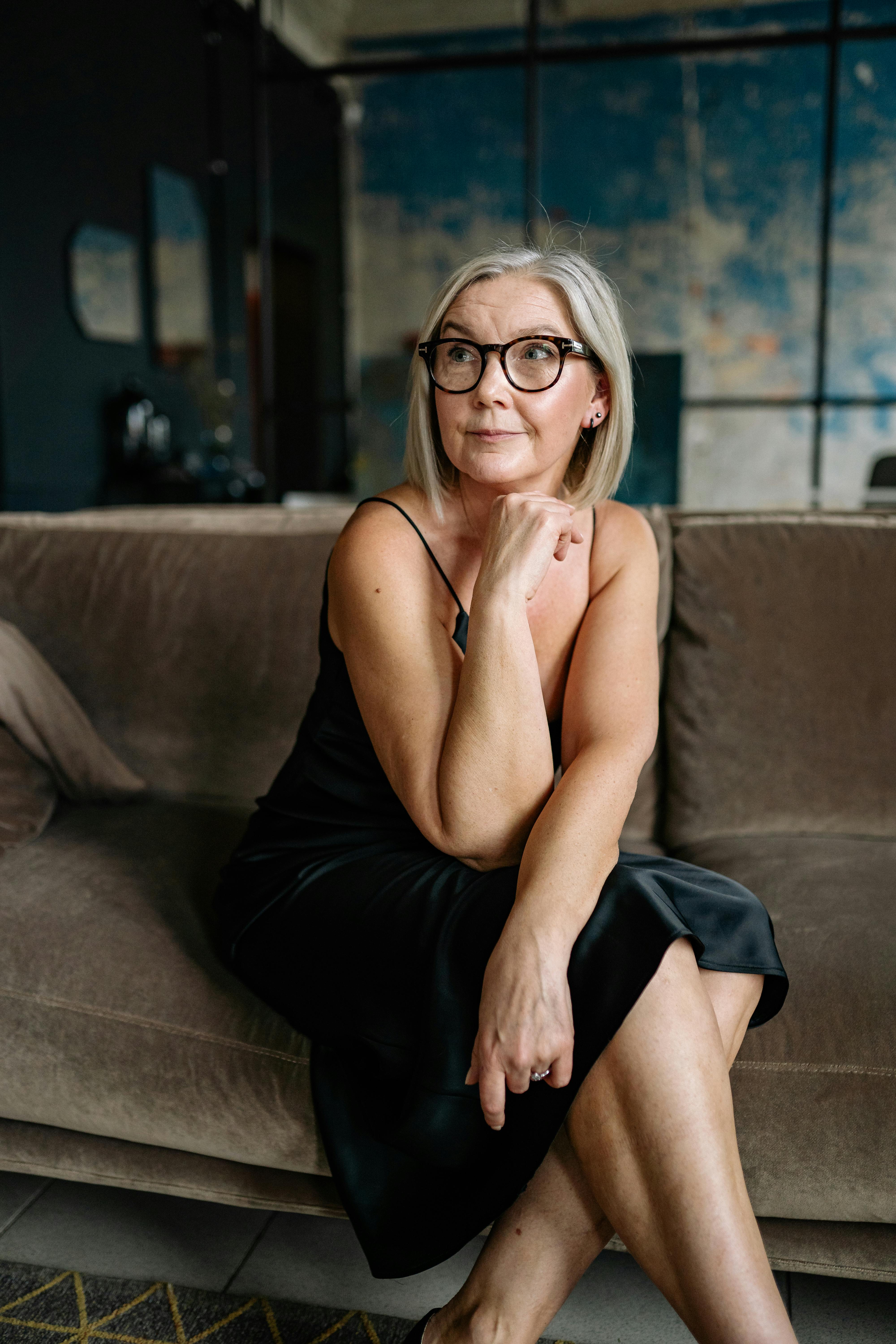A slip dress can easily transition from daytime to evening wear. | Source: Pexels