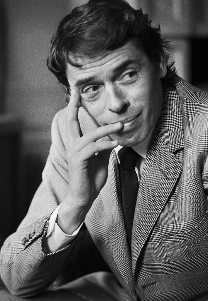 Jacques Brel, auteur-compositeur-interprète et acteur belge, Baarn, Pays-Bas, 1972. | Photo : Getty Images
