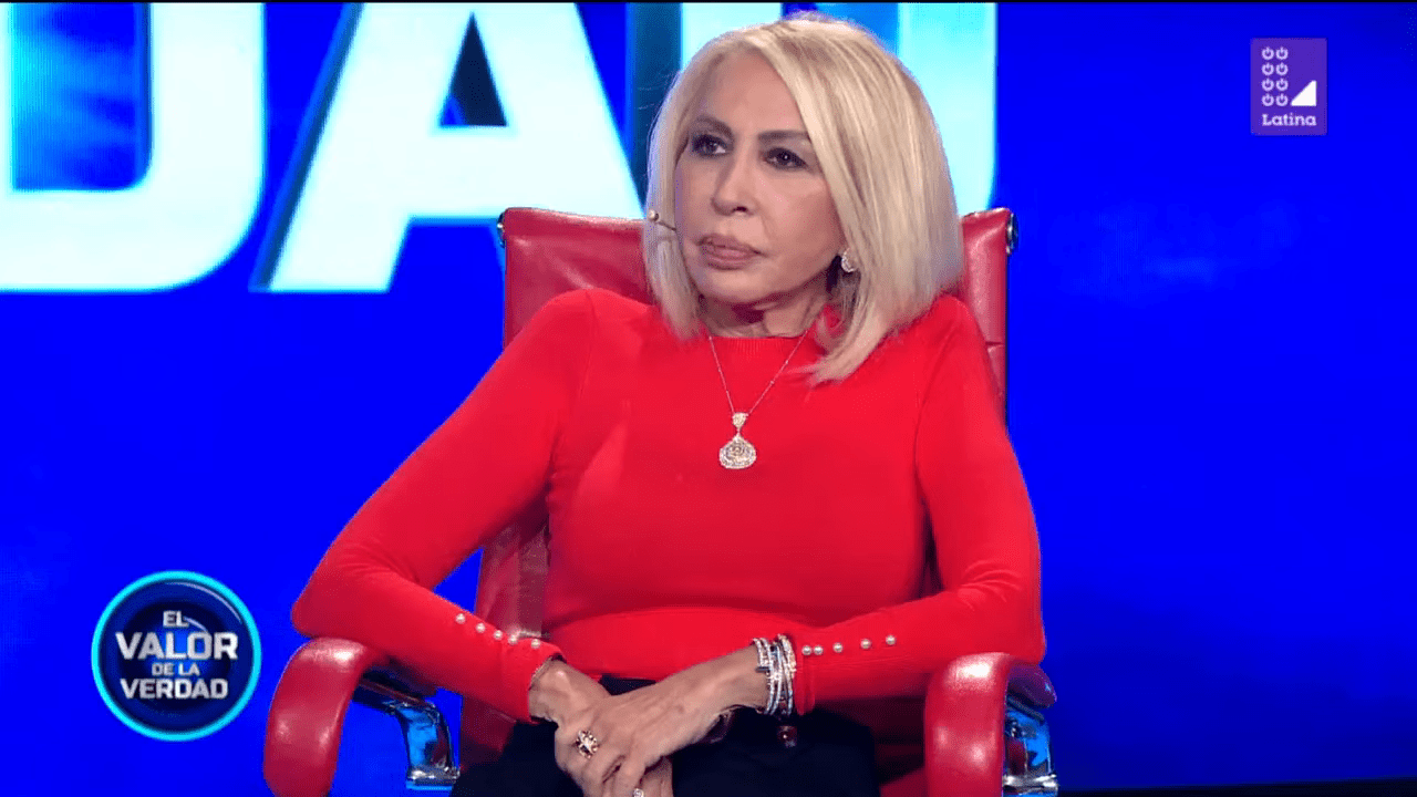 Laura siendo sometida a la prueba de la verdad │Imagen tomada de: YouTube / Latina Entretenimiento Laura siendo sometida a la prueba de la verdad │Imagen tomada de: YouTube / Latina Entretenimiento