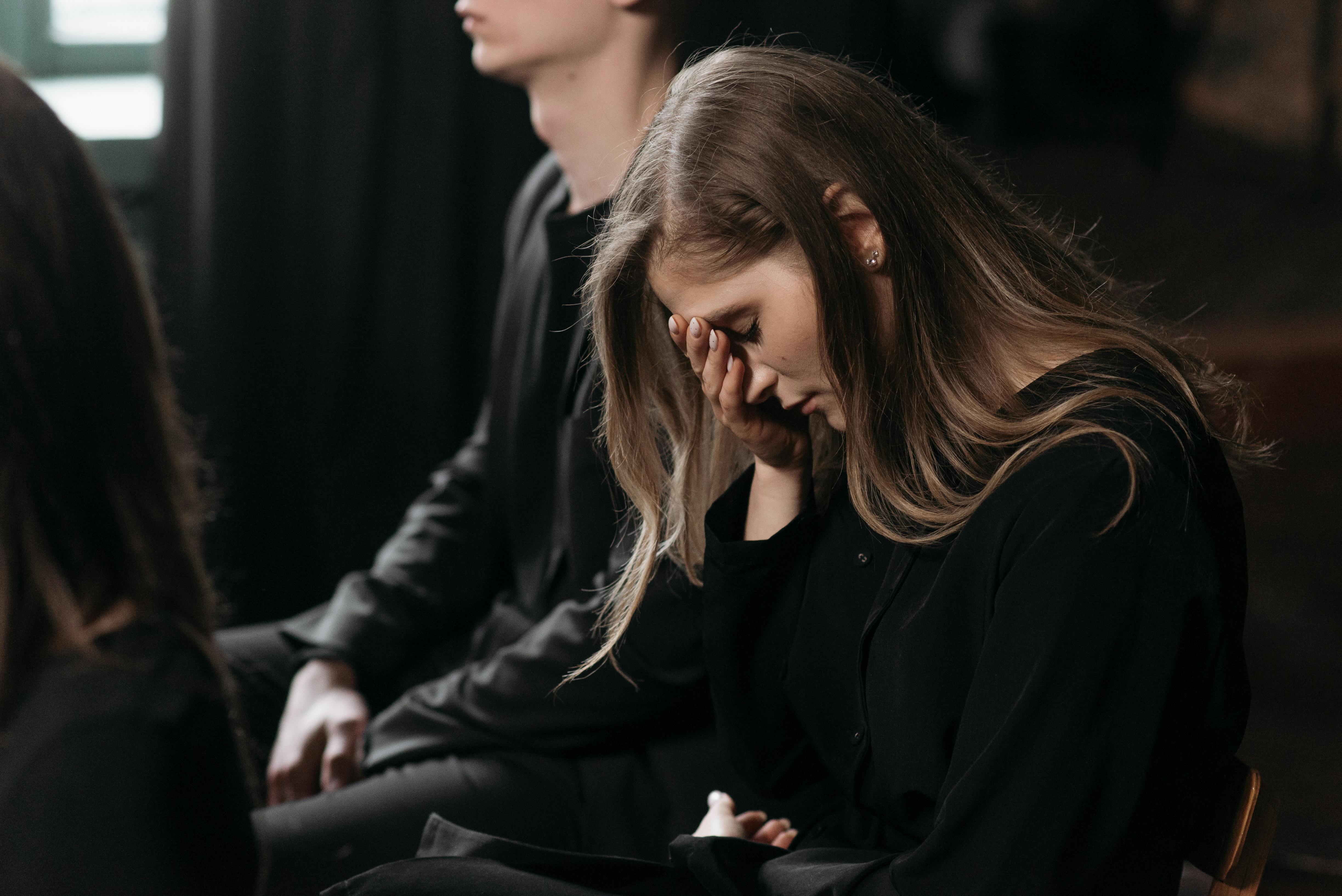 A crying woman at a funeral | Source: Pexels