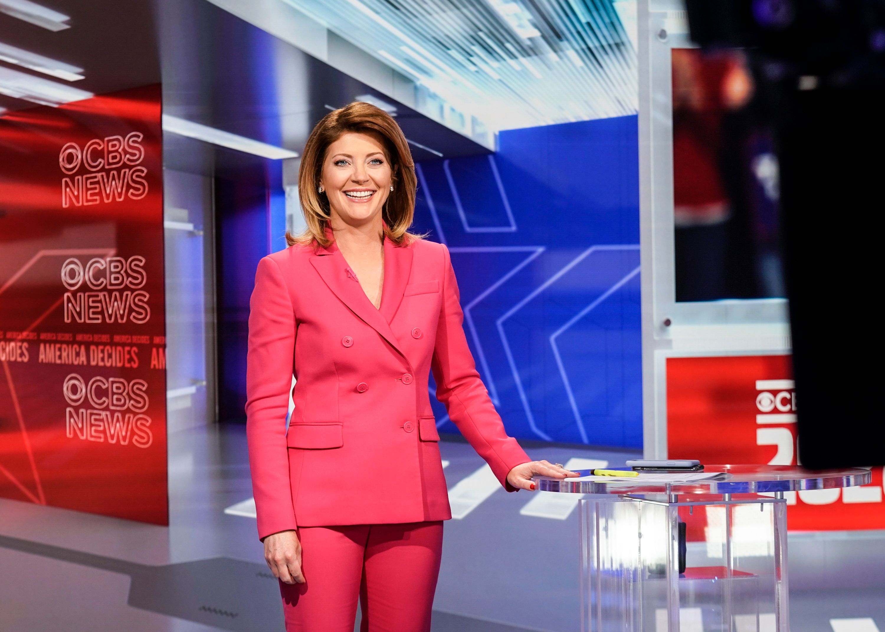 Norah O'Donnell broadcasts Live from CBS Bureau in Washington DC on August 27, 2020 | Photo: Getty Images