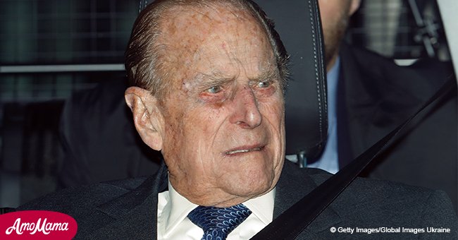 Prince Philip caught driving without a seat belt 48 hours after near-fatal crash