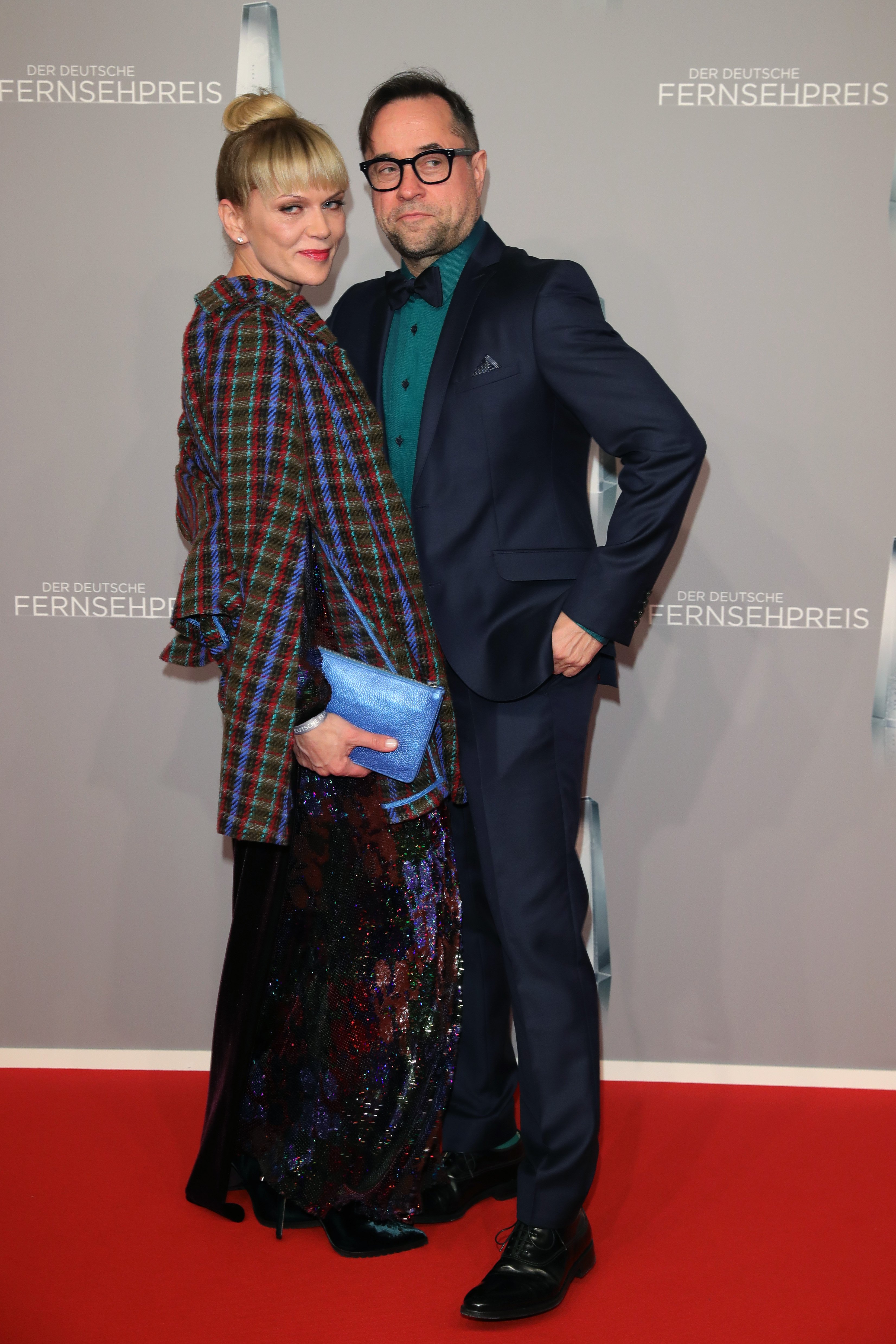Anna Loos und Jan Josef Liefers nehmen am 31. Januar 2019 am Deutschen Fernsehpreis 2019 in der Rheinterrasse in Düsseldorf teil | Quelle: Getty Images