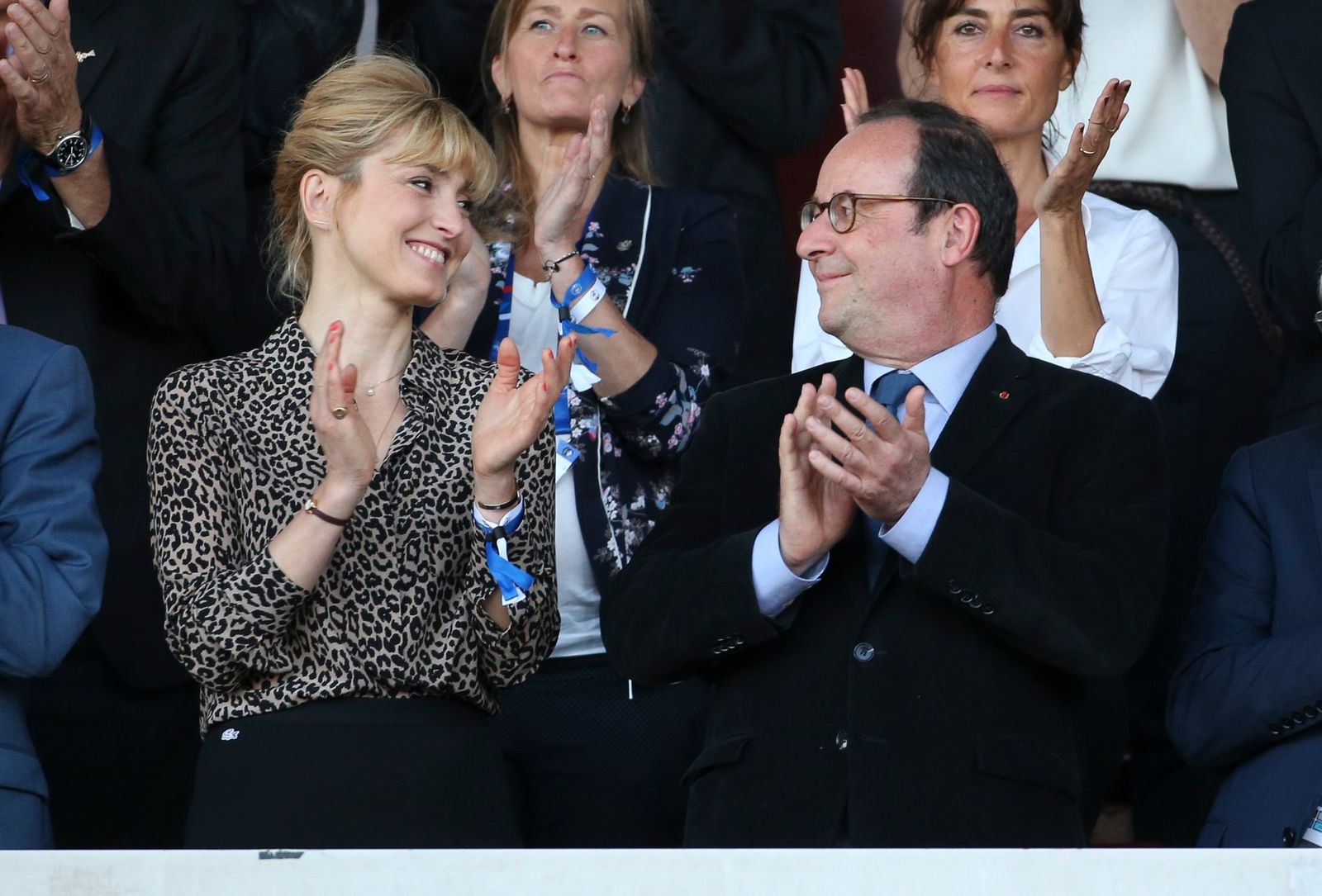 Julie Gayet et François Hollande | Photo : Getty Images
