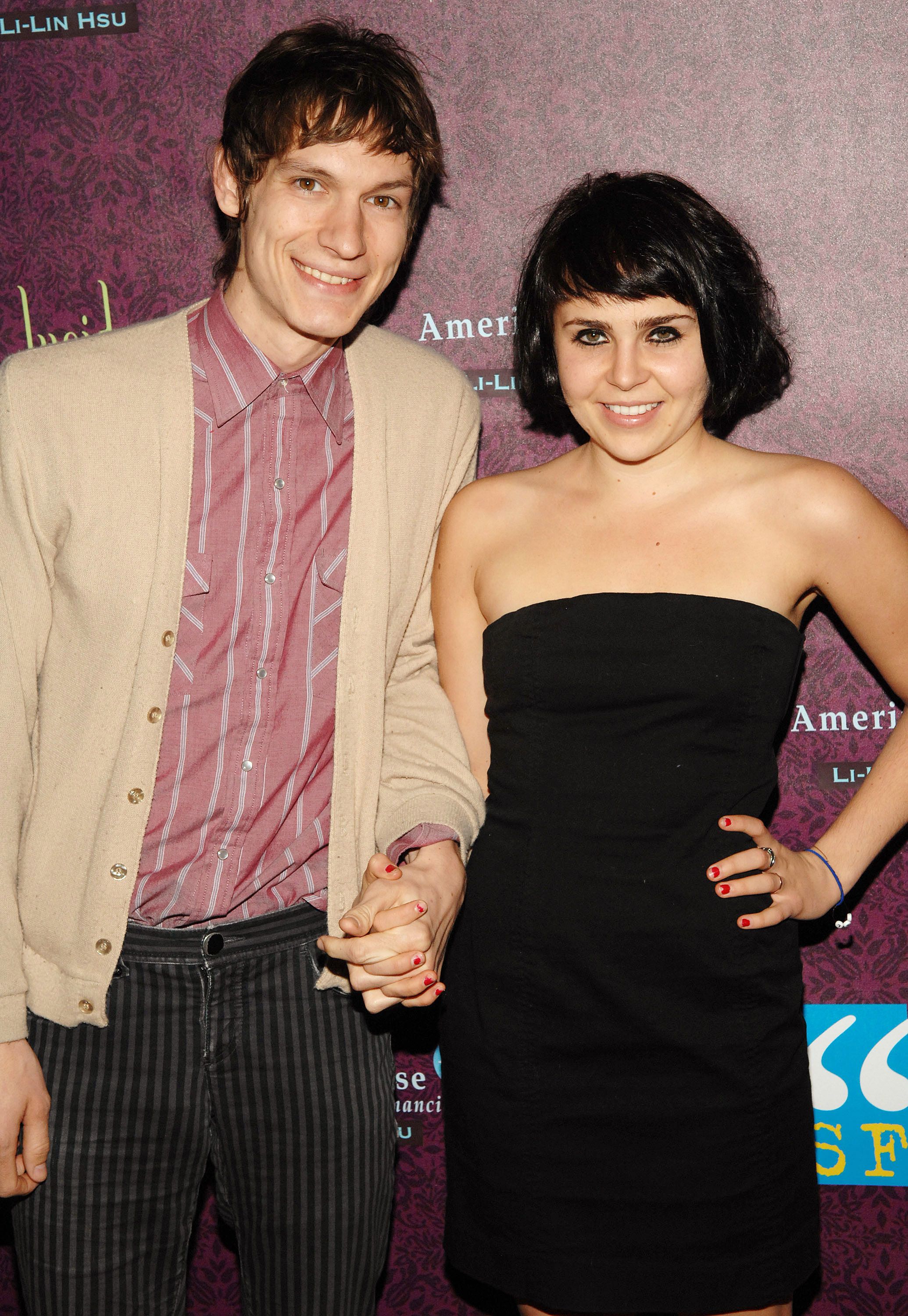 Mae Whitman and Landon Pigg during the "Bohemian Dream: A Party for the Senses" Benefiting Young Story Tellers Foundation at Bardot on March 6, 2011, in Los Angeles, California. | Source: Getty Images
