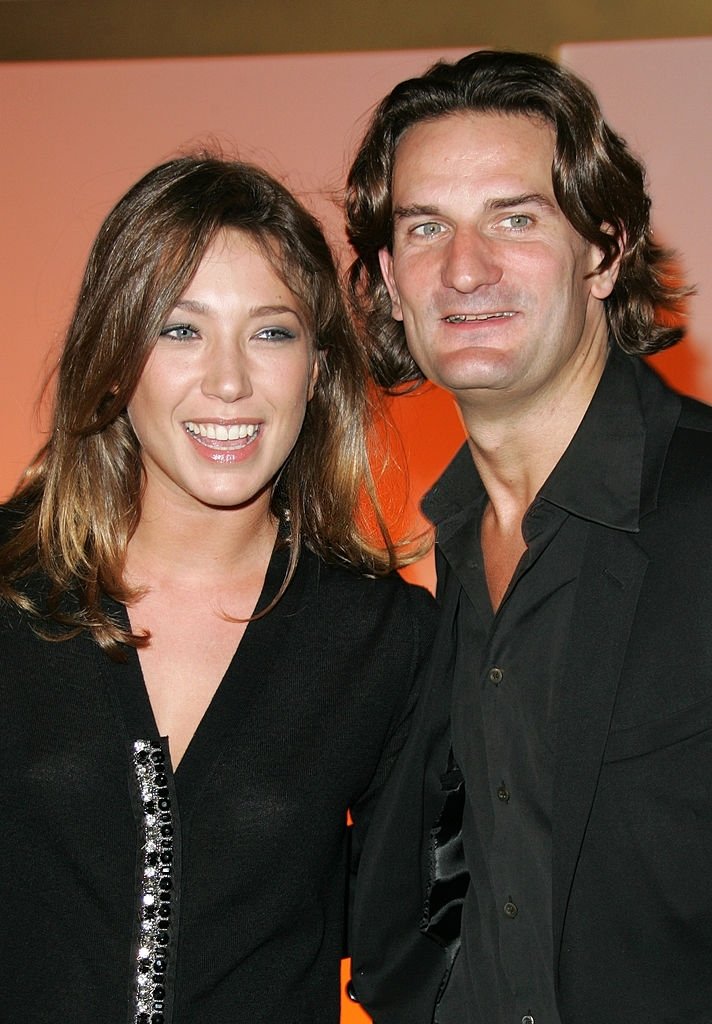 Laura Smet et Frédéric Beigbeder. | Photo : Getty Images