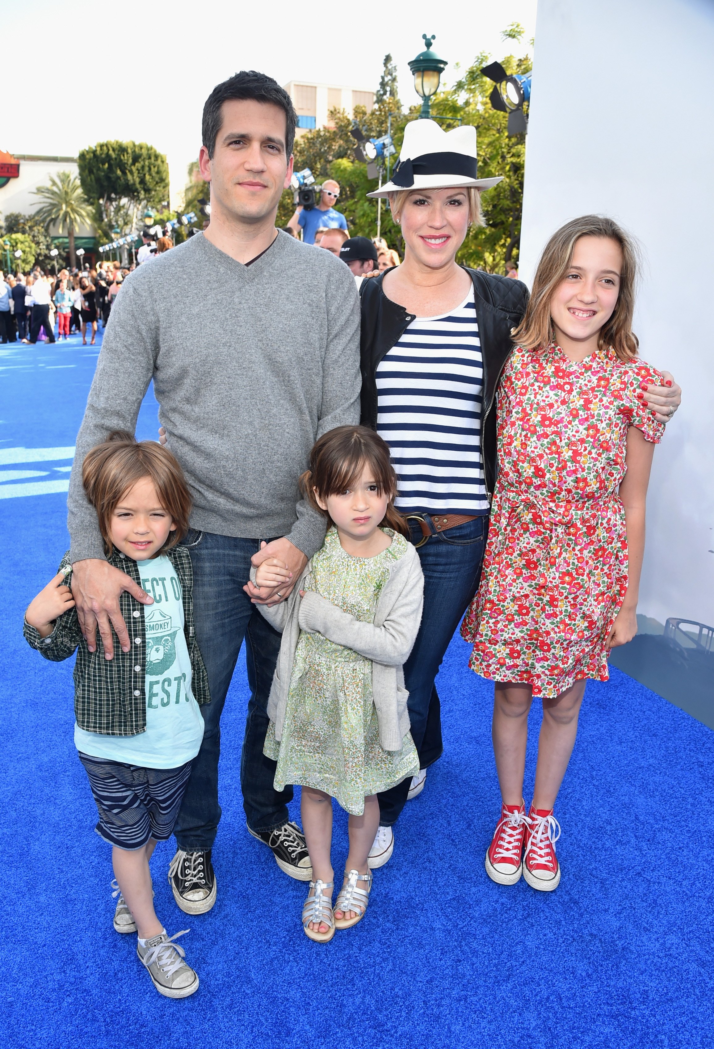 Panio, Adele, Roman and Mathilda Gianopoulos, and Molly Ringwald at the world premiere of Disney's "Tomorrowland" on May 9, 2015, in California. | Source: Getty Images