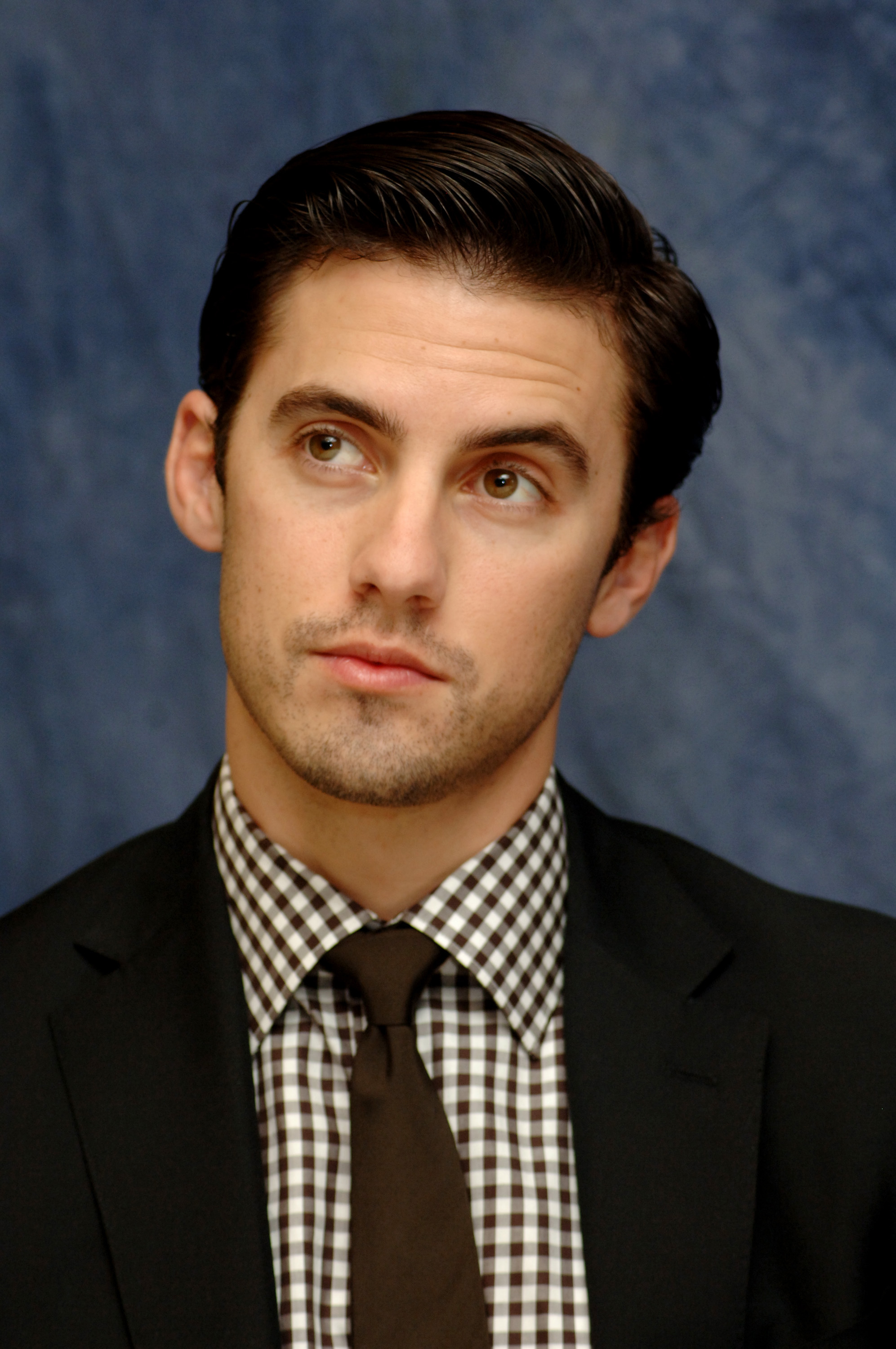 Milo Ventimiglia attends a "Heroes" press conference in Beverly Hills, California in 2006 | Source: Getty Images
