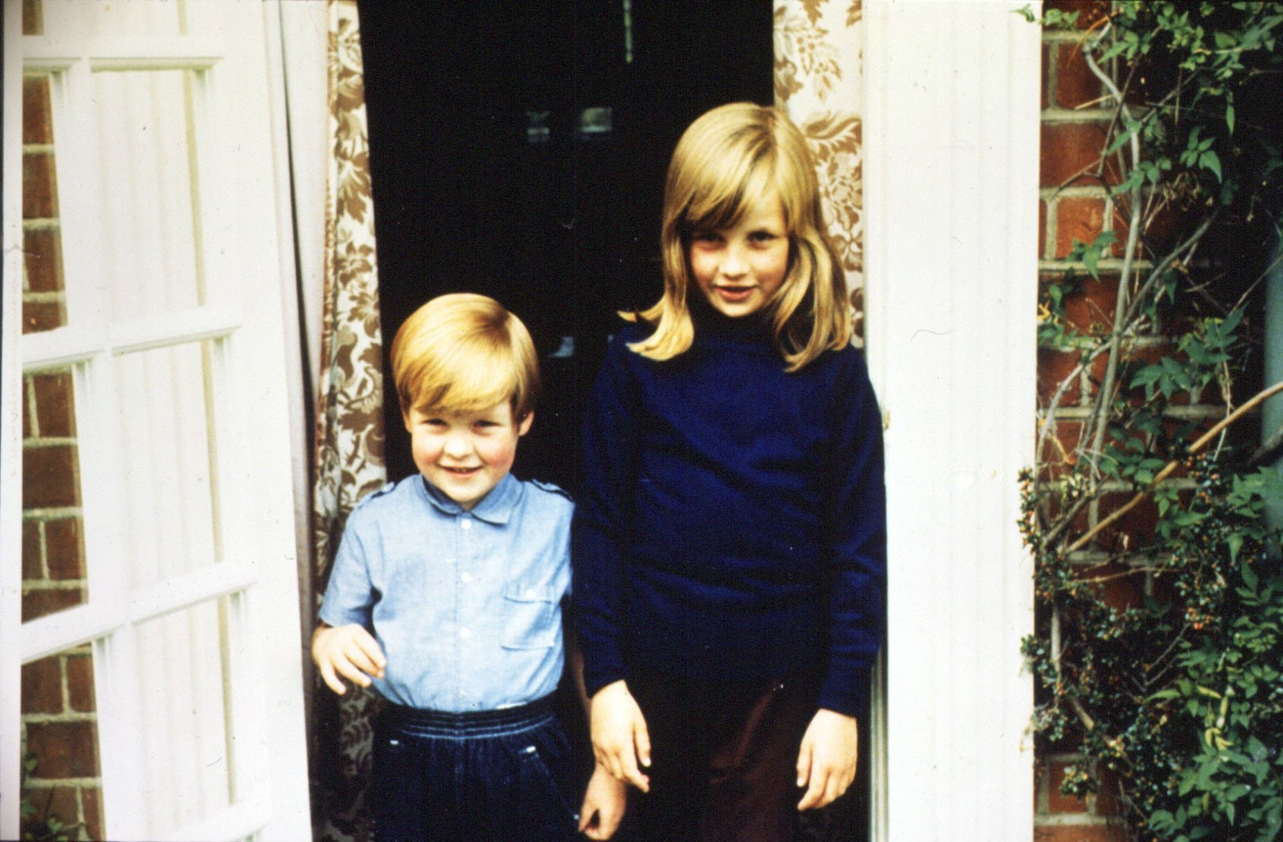 A family file picture of Lady Diana Spencer (Diana Princess of Wales) with her younger brother Charles, Lord Althorp (Earl Spencer) in 1968. / Source: Getty Images