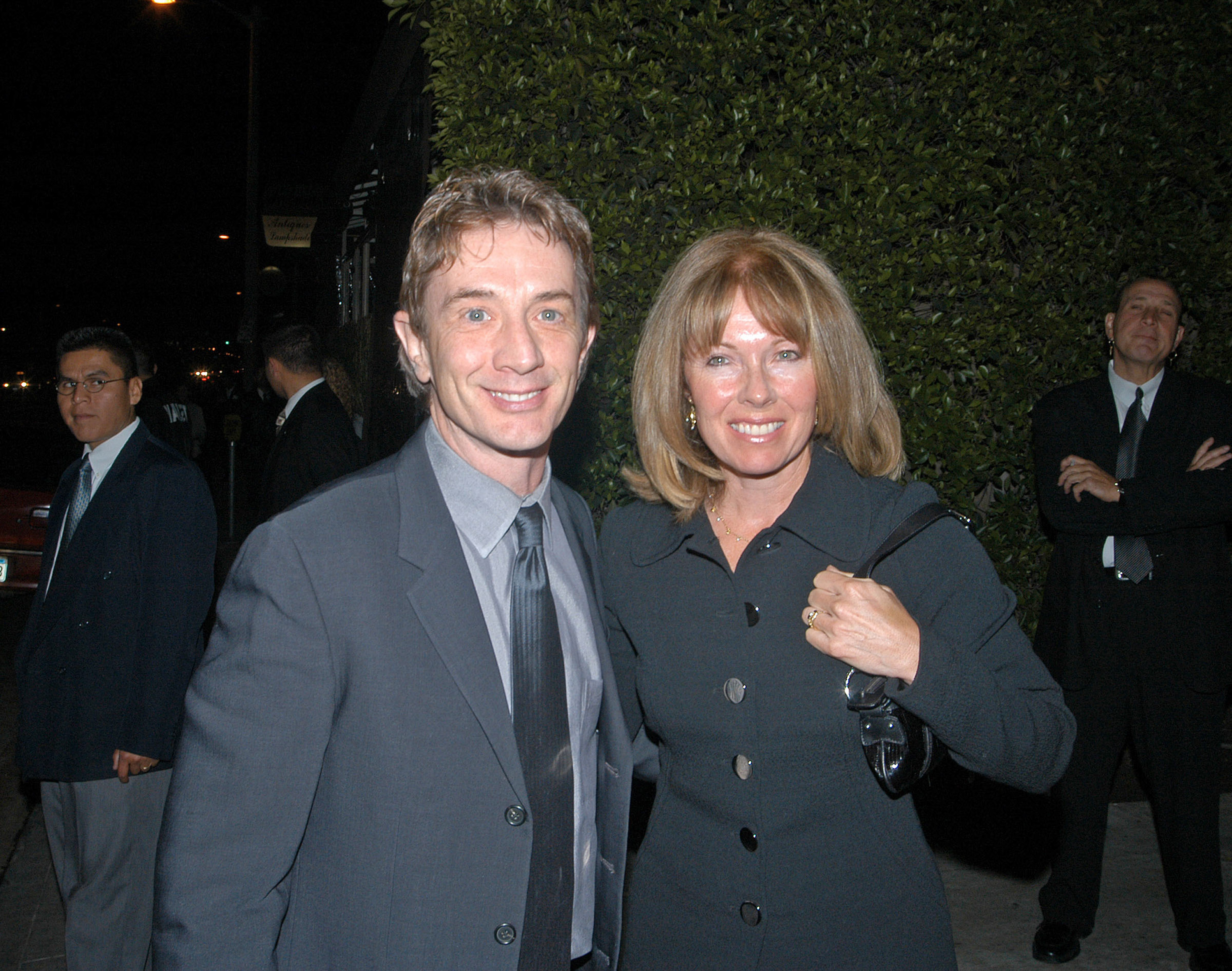 Martin Short and Nancy Dolman on March 14, 2004, in Los Angeles, California | Source: Getty Images