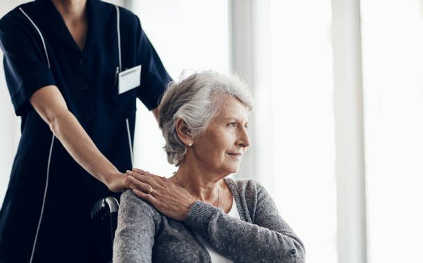 Sally eventually went to a nursing home where she was assigned a caretaker who was passionate about what he did. | Source: Pexels