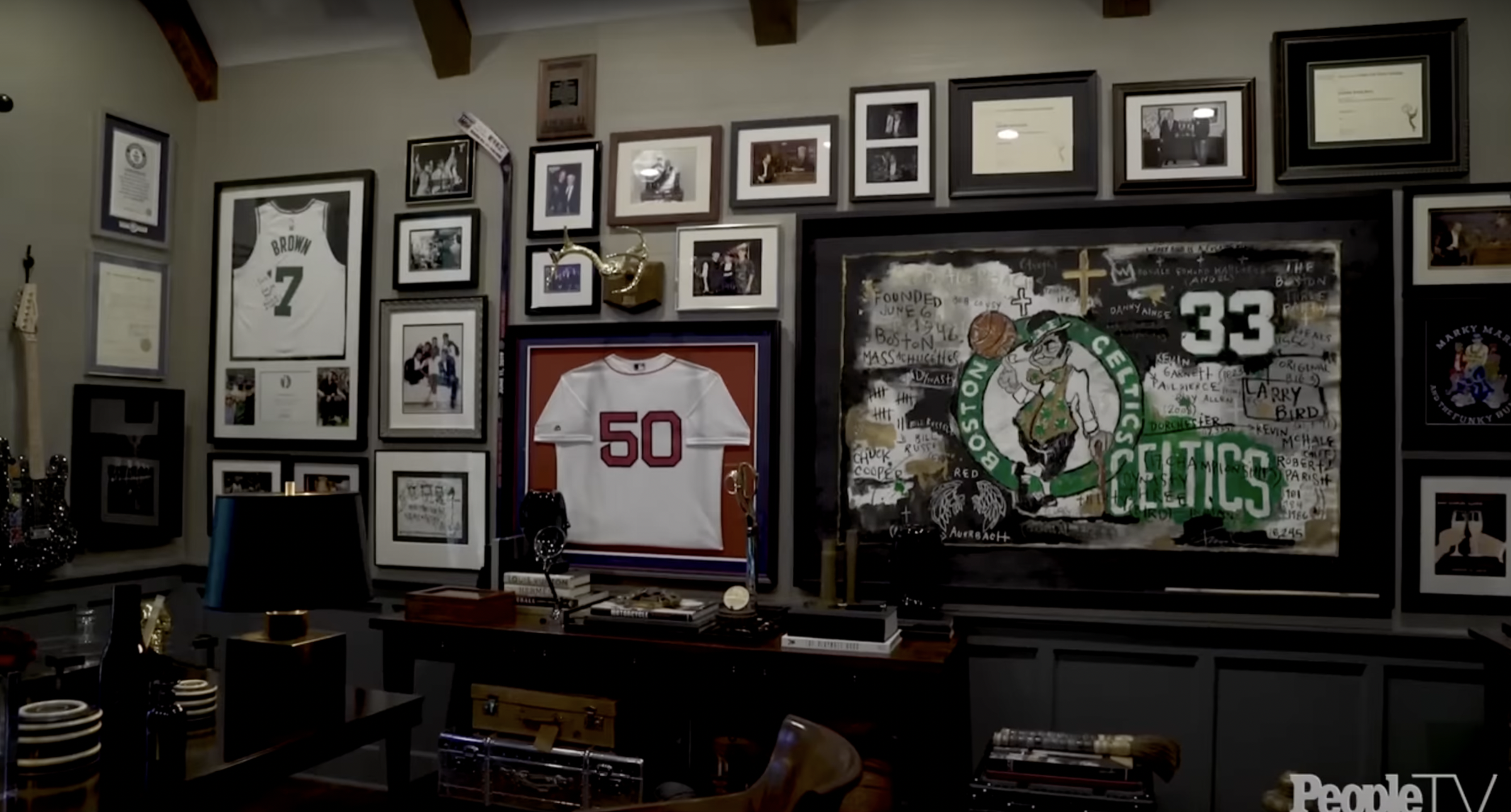 Donnie Wahlberg and Jenny McCarthy's home office from a video dated October 11, 2019. | Source: YouTube/people