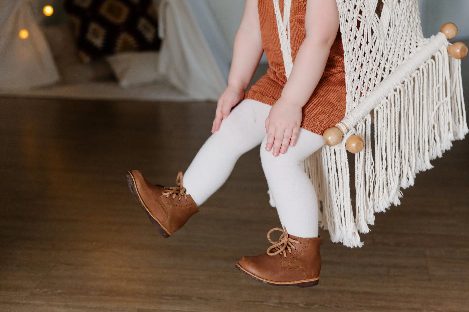 She bought Kelly some new shoes. | Source: Pexels
