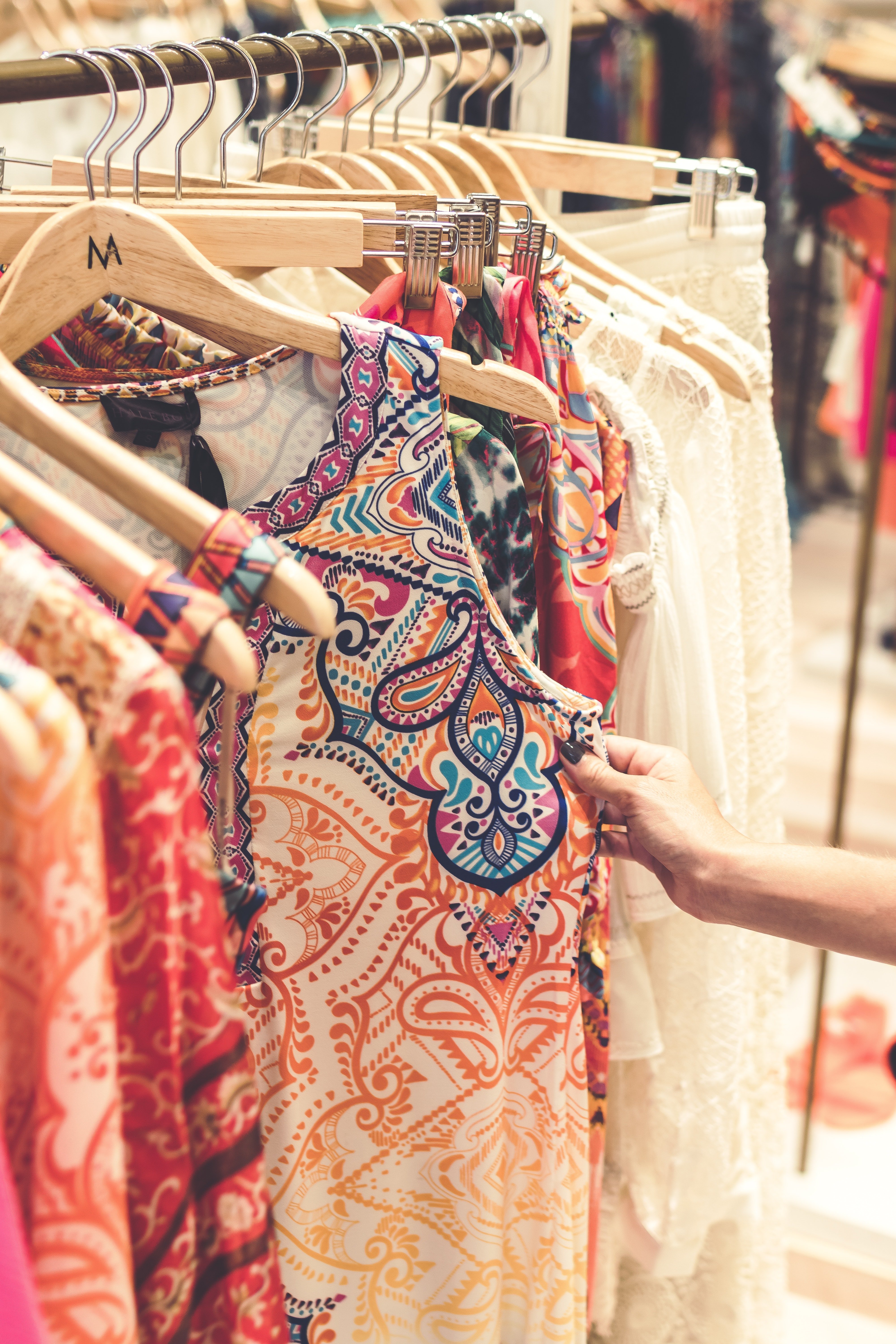 Marchand de robe. | Photo : Getty Images