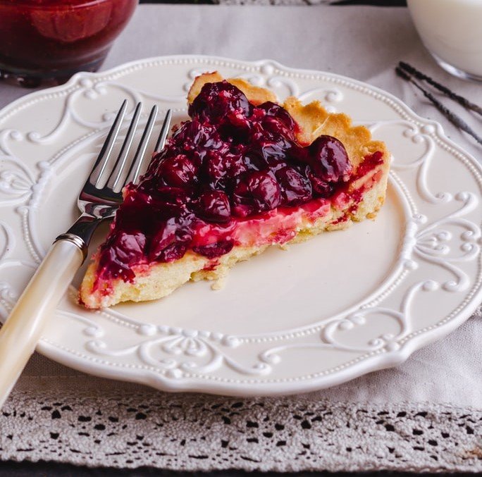 All she wanted was a slice of cherry pie. | Source: Unsplash