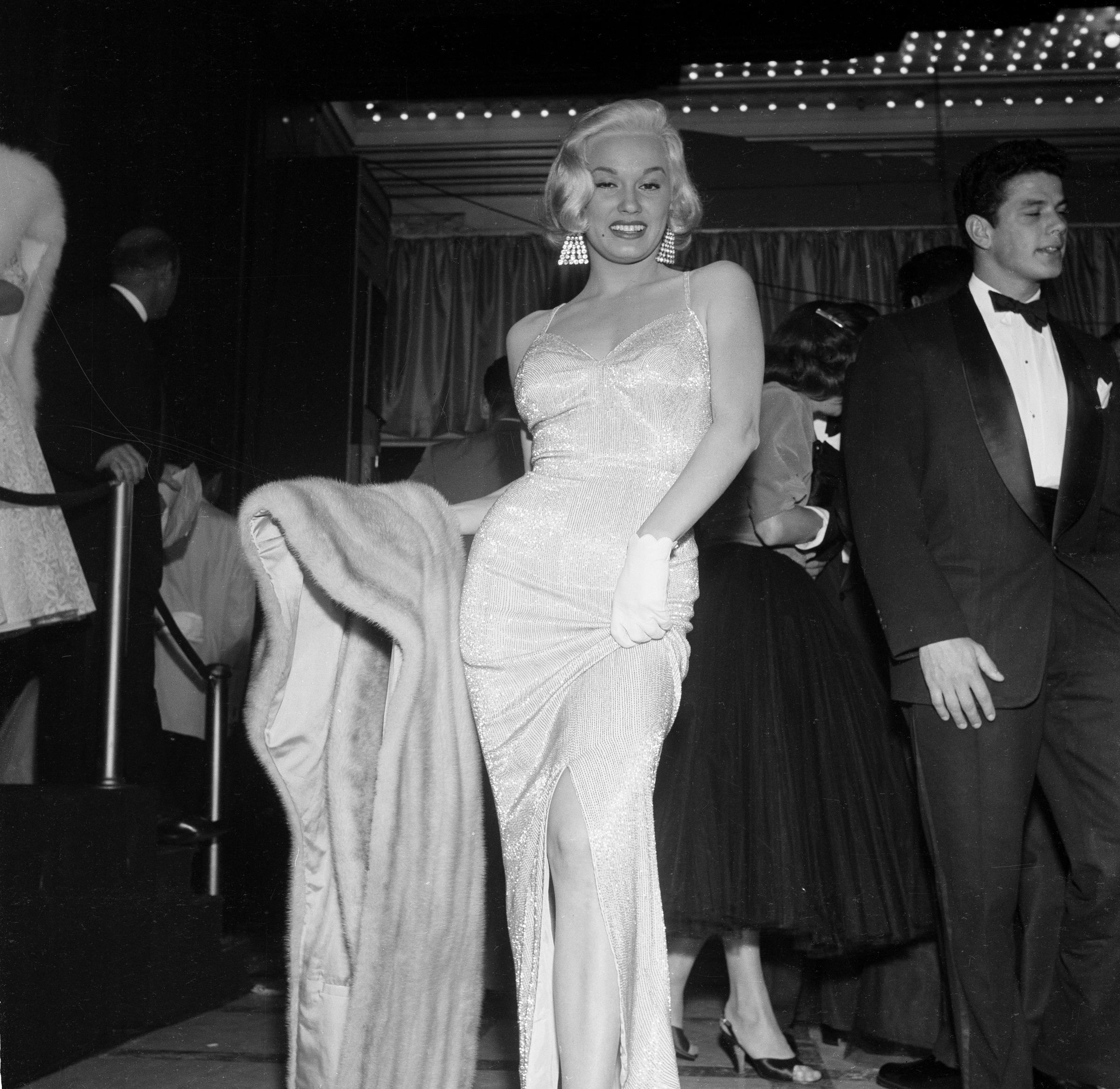 The blonde star at the movie premiere of "A Star is Born" in 1954 in Los Angeles, California. | Source: Getty Images