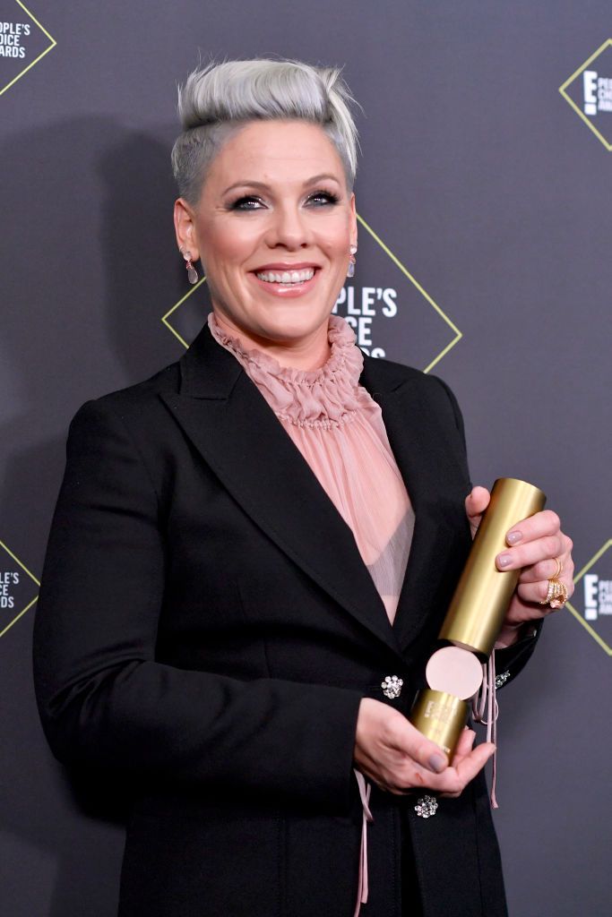 P!nk, at the 2019 E! People's Choice Awards at Barker Hangar on November 10, 2019 | Getty Images 