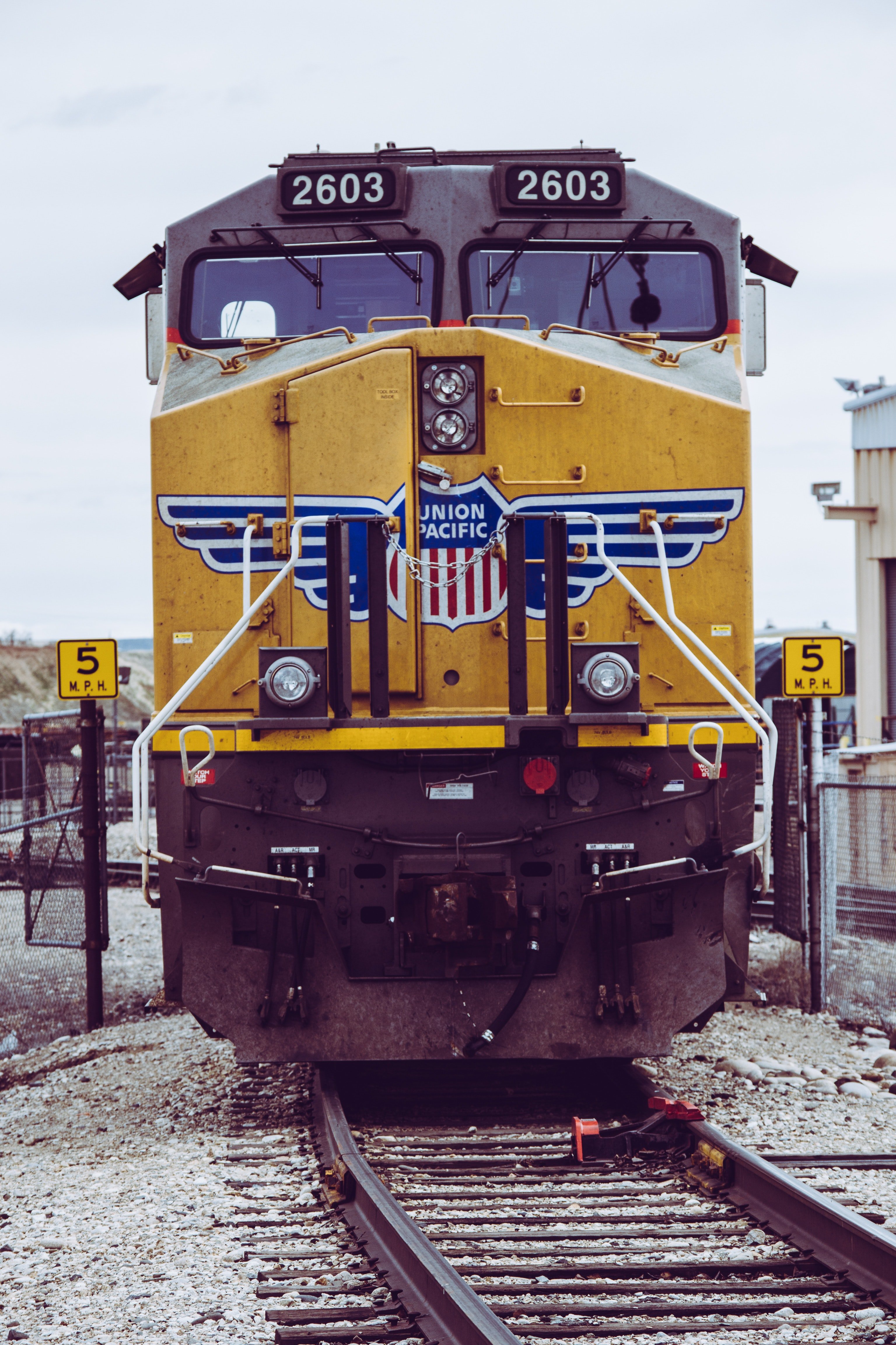 Train on the tracks. | Source: Pexels