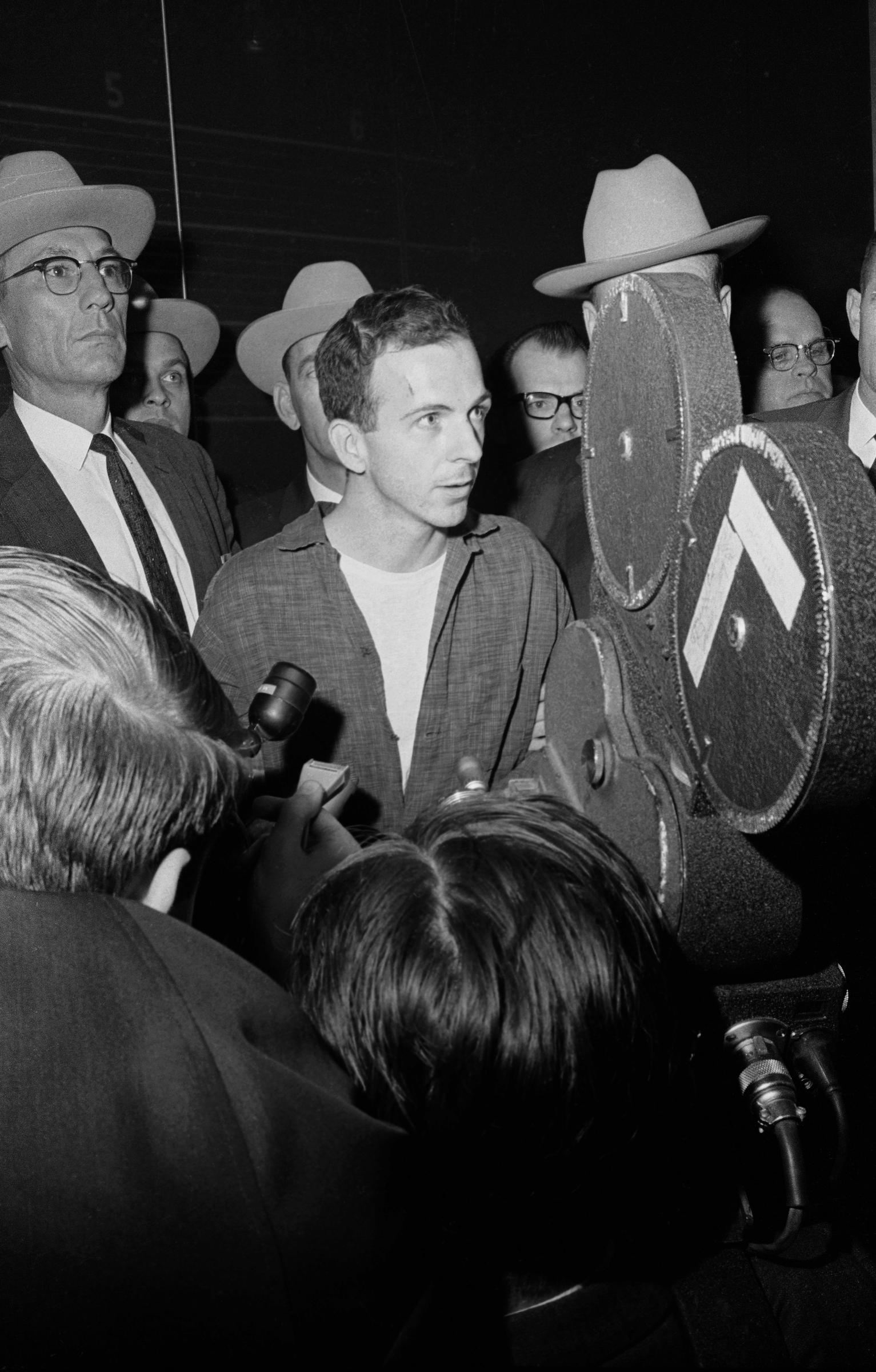 Lee Harvey Oswald taken into police custody on November 23, 1963 | Source: Getty Images