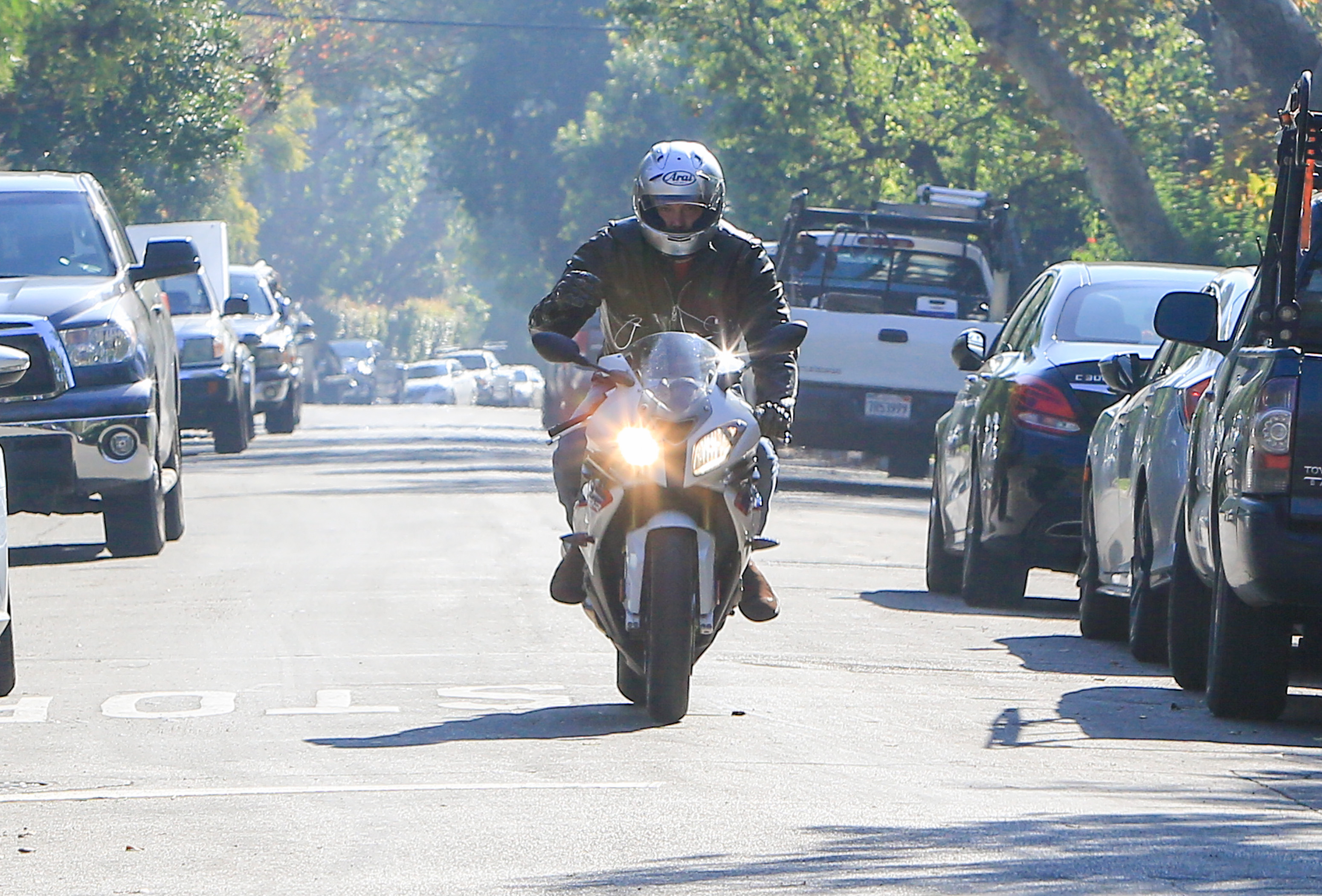 Ben Affleck spotted on a motorcycle in Los Angeles, California on January 11, 2018 | Source: Getty Images