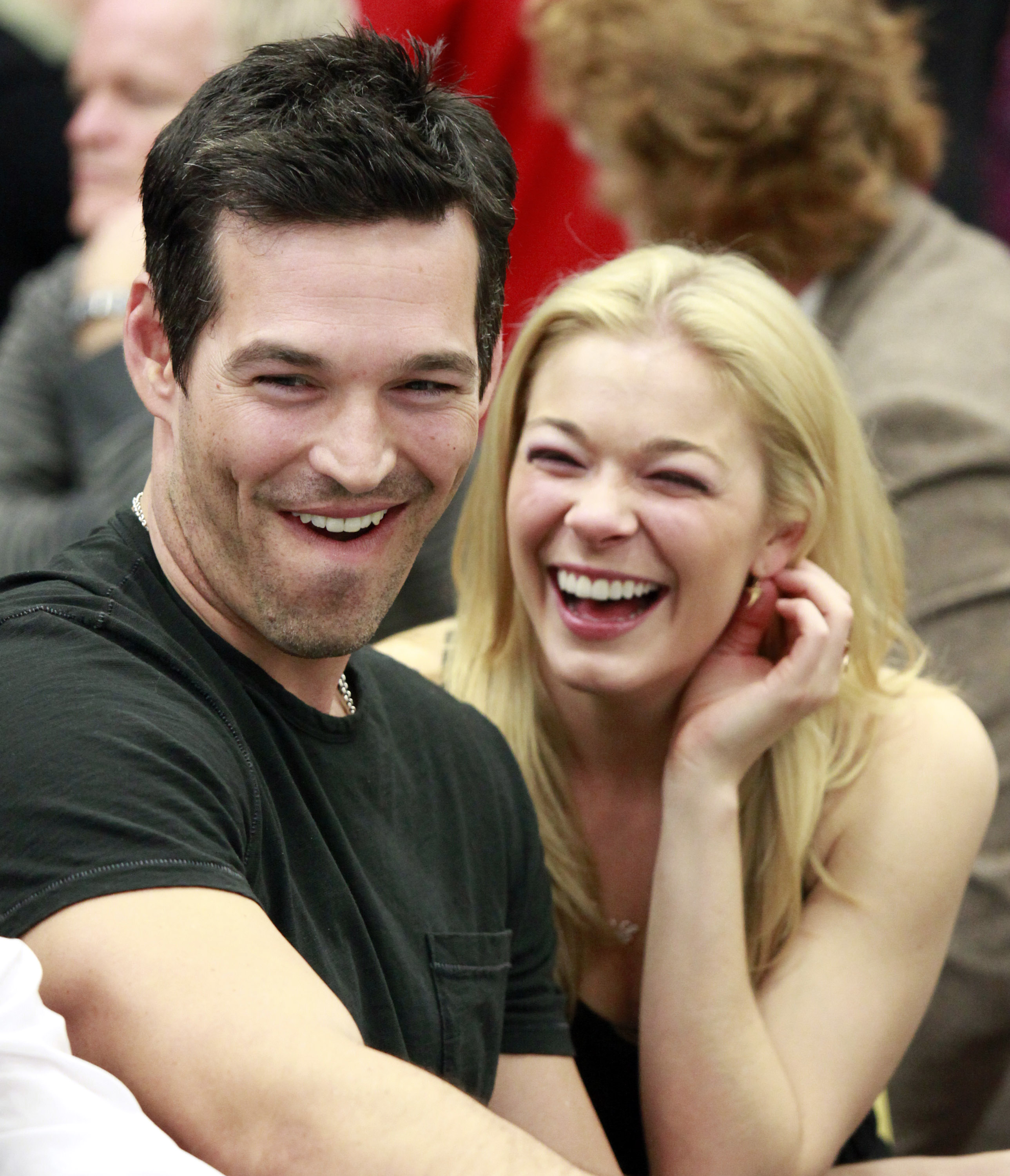 The '90s heartthrob and LeAnn Rimes at the 8th Annual World Poker Tour Invitational on February 20, 2010, in California. | Source: Getty Images