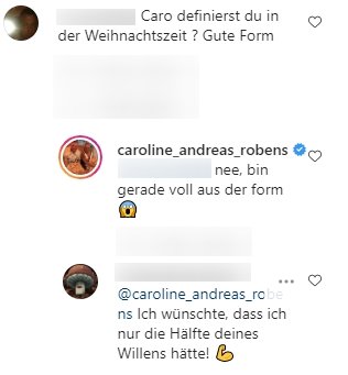 Screenshot eines Kommentars, den ein Benutzer auf Caros Weihnachtsfoto gepostet hat | Quelle: Instagram/caroline_andreas_robens 