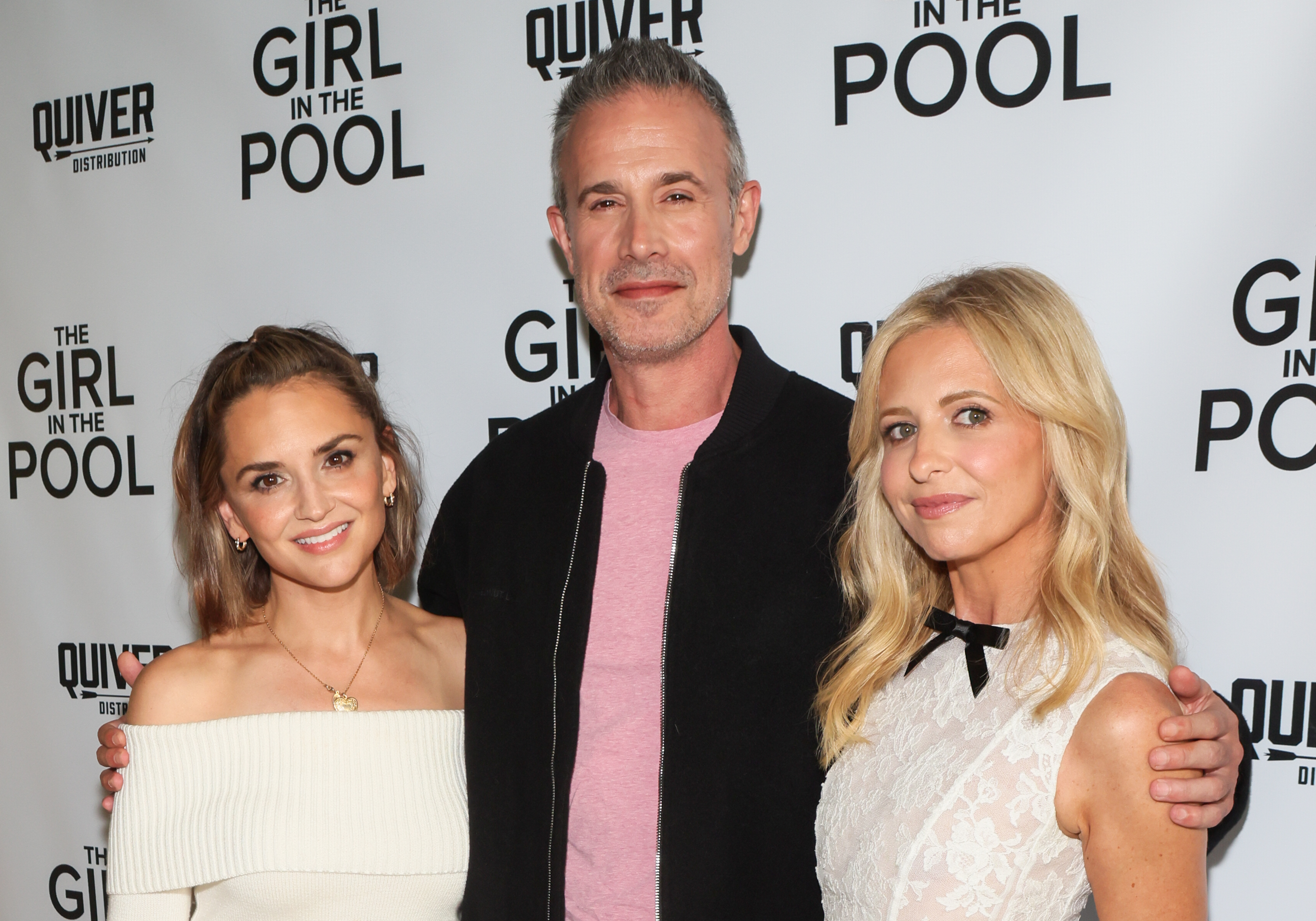 Rachael Leigh Cook, Freddie Prinze Jr., and Sarah Michelle Gellar at the Los Angeles premiere of "The Girl In The Pool" on July 24, 2024 | Source: Getty Images