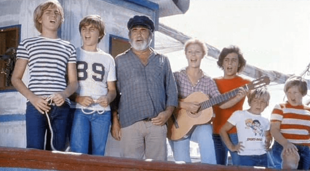 Elenco de la serie Verano azul de 1981. | Foto: YouTube/Néstor García