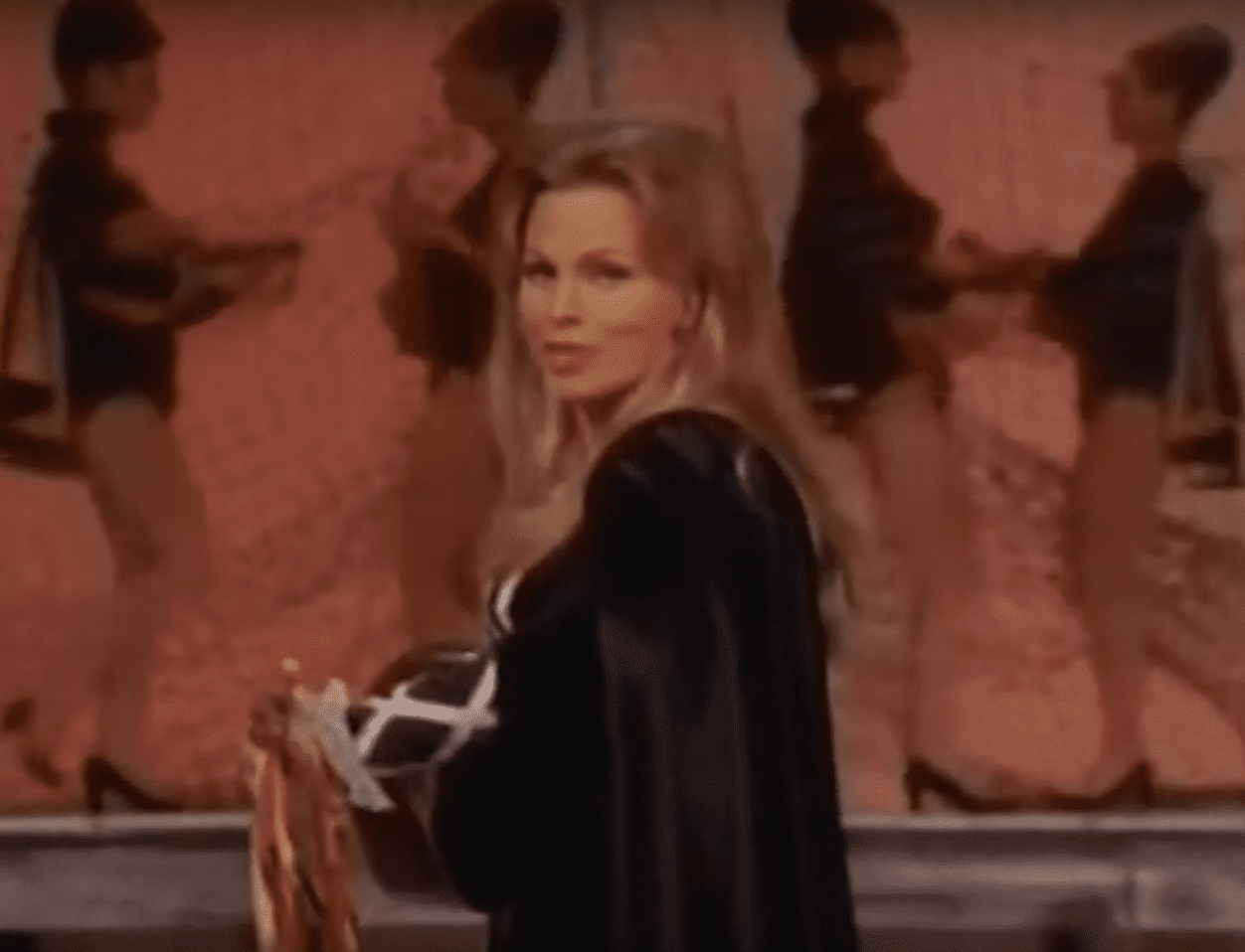 Ingrid Garbo en el musical “Estudiantina portuguesa”. | Imagen: YouTube/ChuchiVidal