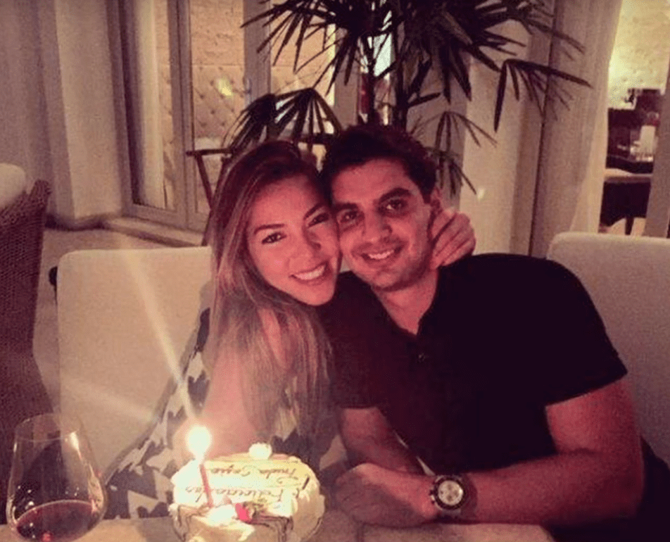 Luis Escamilla junto a Frida Sofía. | Imagen: YouTube/Ventaneando