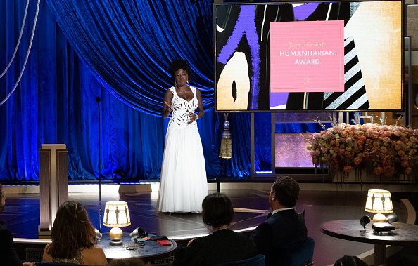 Viola Davis spricht auf der Bühne während der 93rd Annual Academy Awards in der Union Station am 25. April 2021 in Los Angeles | Quelle: Getty Images