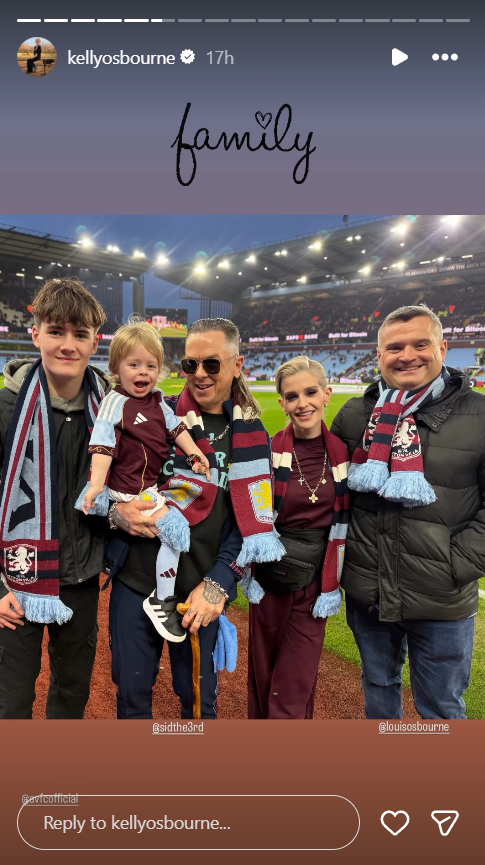 Kelly Osbourne poses with her loved ones at Villa Park on 21 December 2025 in Birmingham, England. | Source: Instagram/kellyosbourne