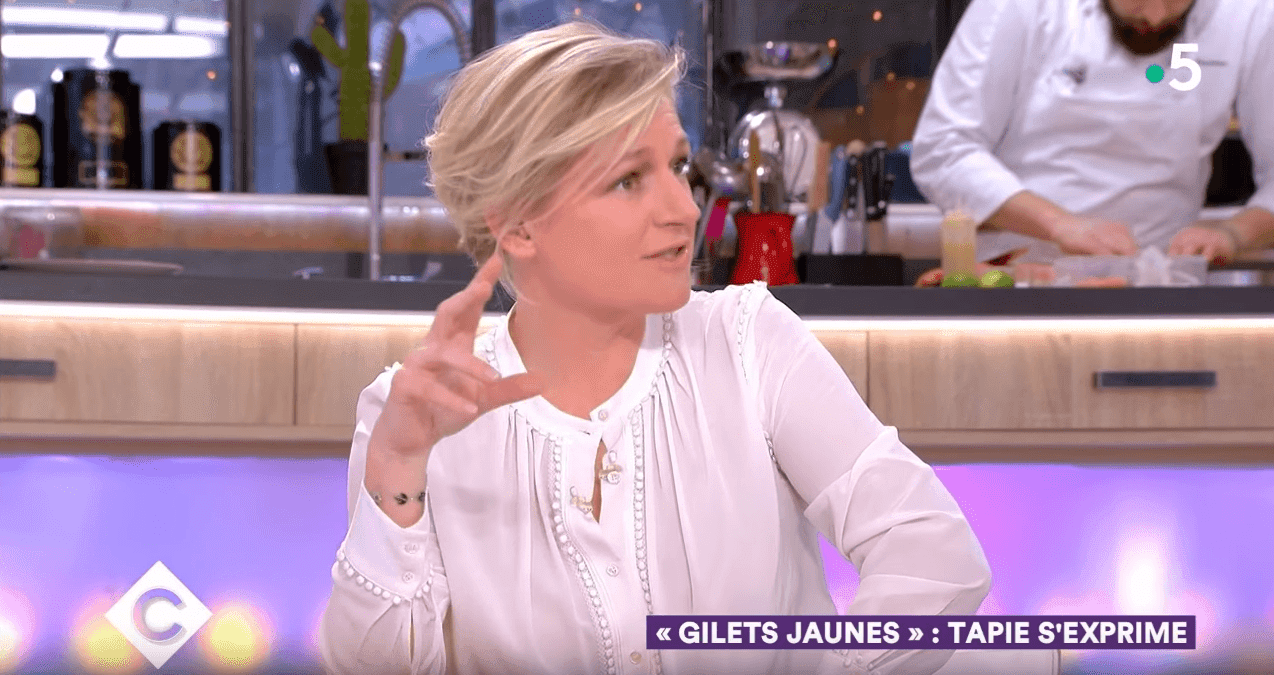 Source : Youtube / C a Vous - Anne-Elisabeth Lemoine