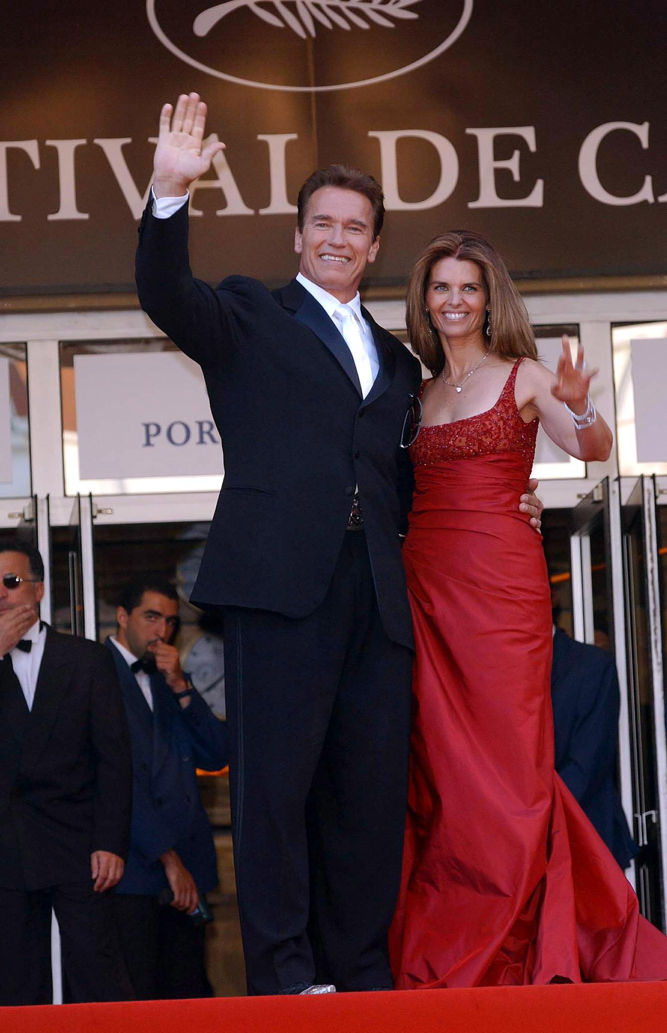 Actor Arnold Schwarzenegger and his wife, journalist Maria Shriver, pictured arriving at the premiere of the French film "Les Egares" at the Palais des Festival in Cannes. | Source: Getty Images