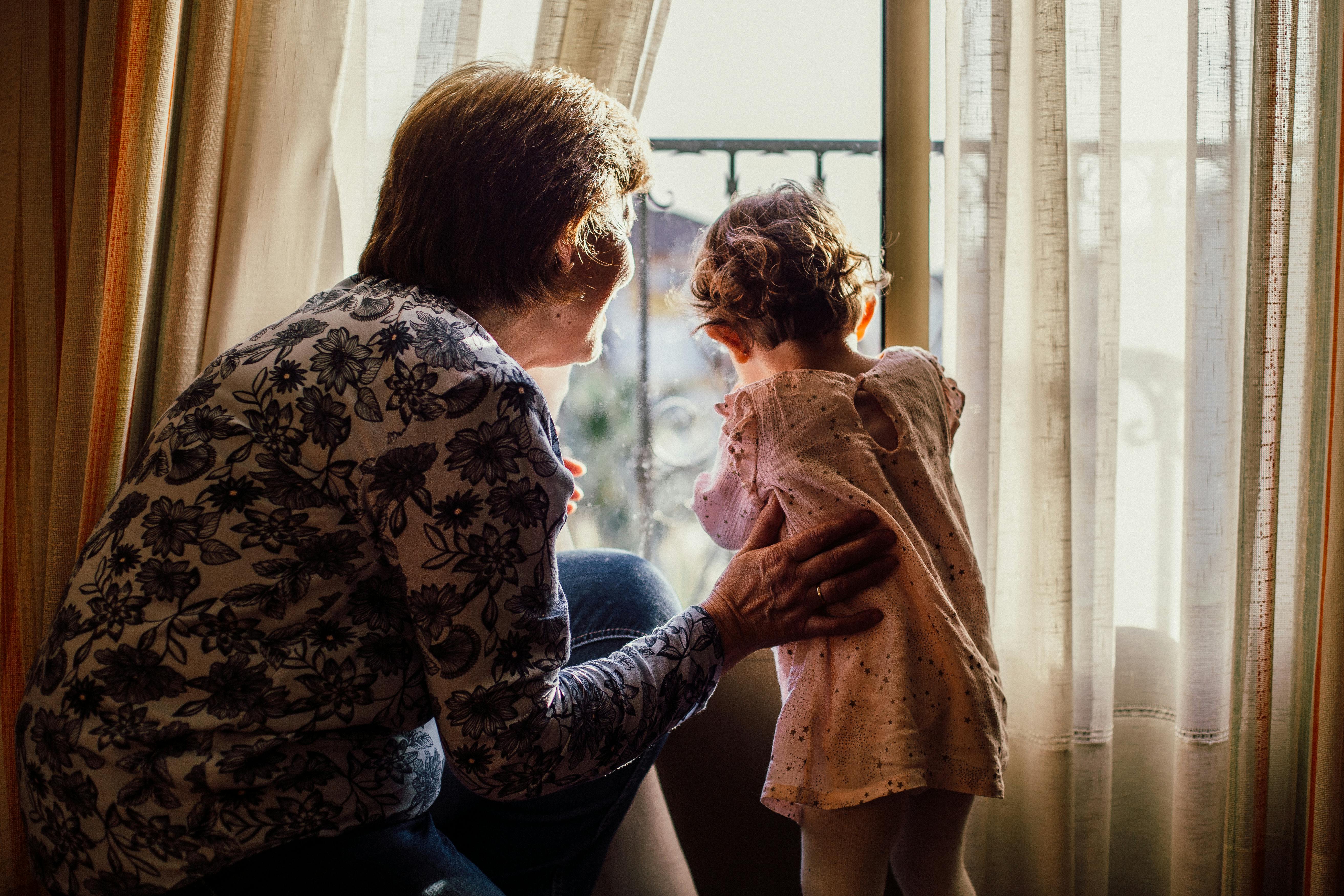 Granny with her granddaughter | Source: Pexels