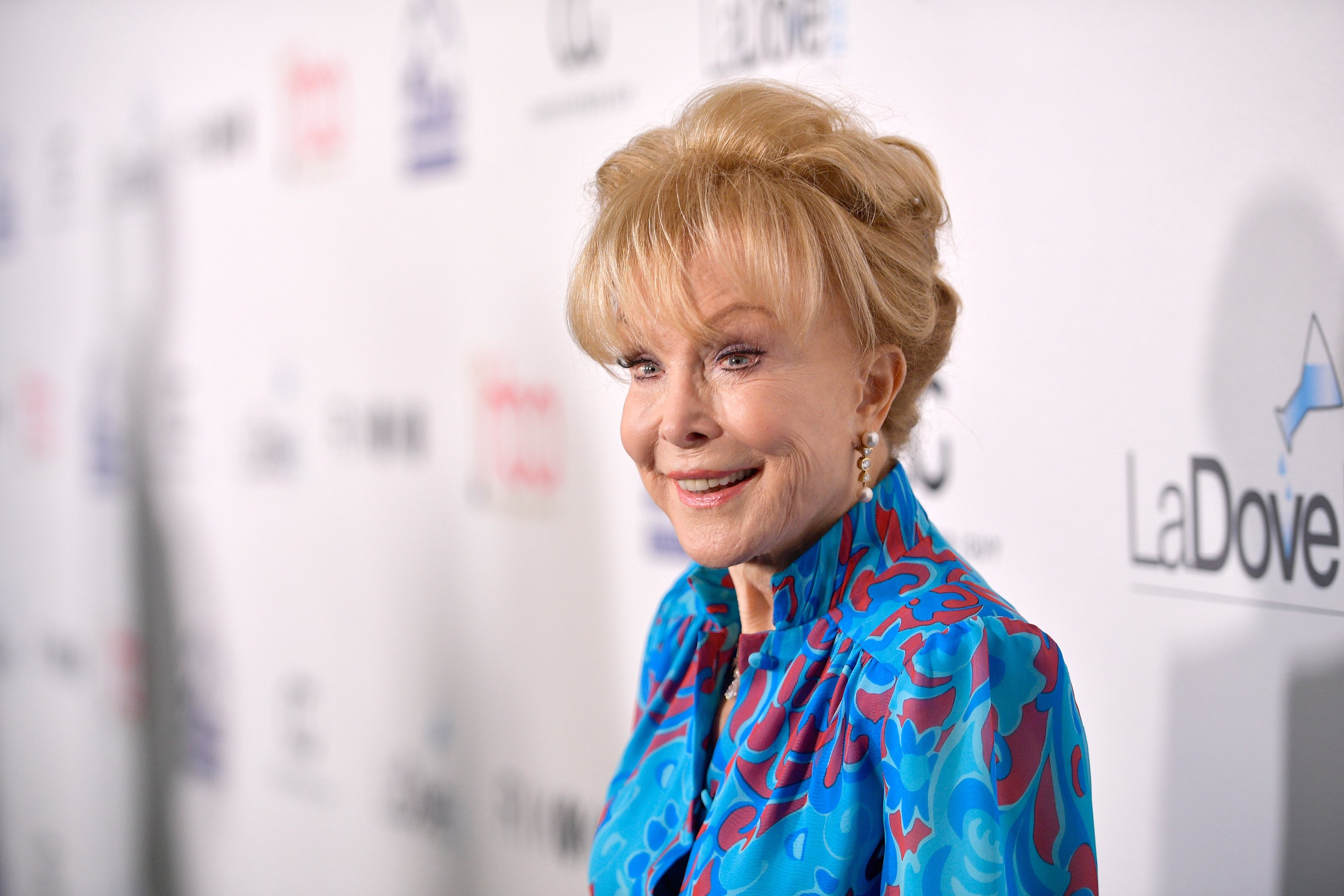 Barbara Eden attends the 4th Hollywood Beauty Awards in Los, Angeles, California on February 25, 2018 | Photo: Getty Images