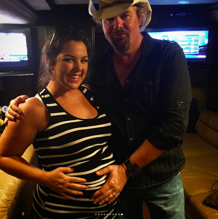 Krystal and Toby Keith posing for a picture, posted on February 9, 2024 | Source: Instagram/krystalkeith