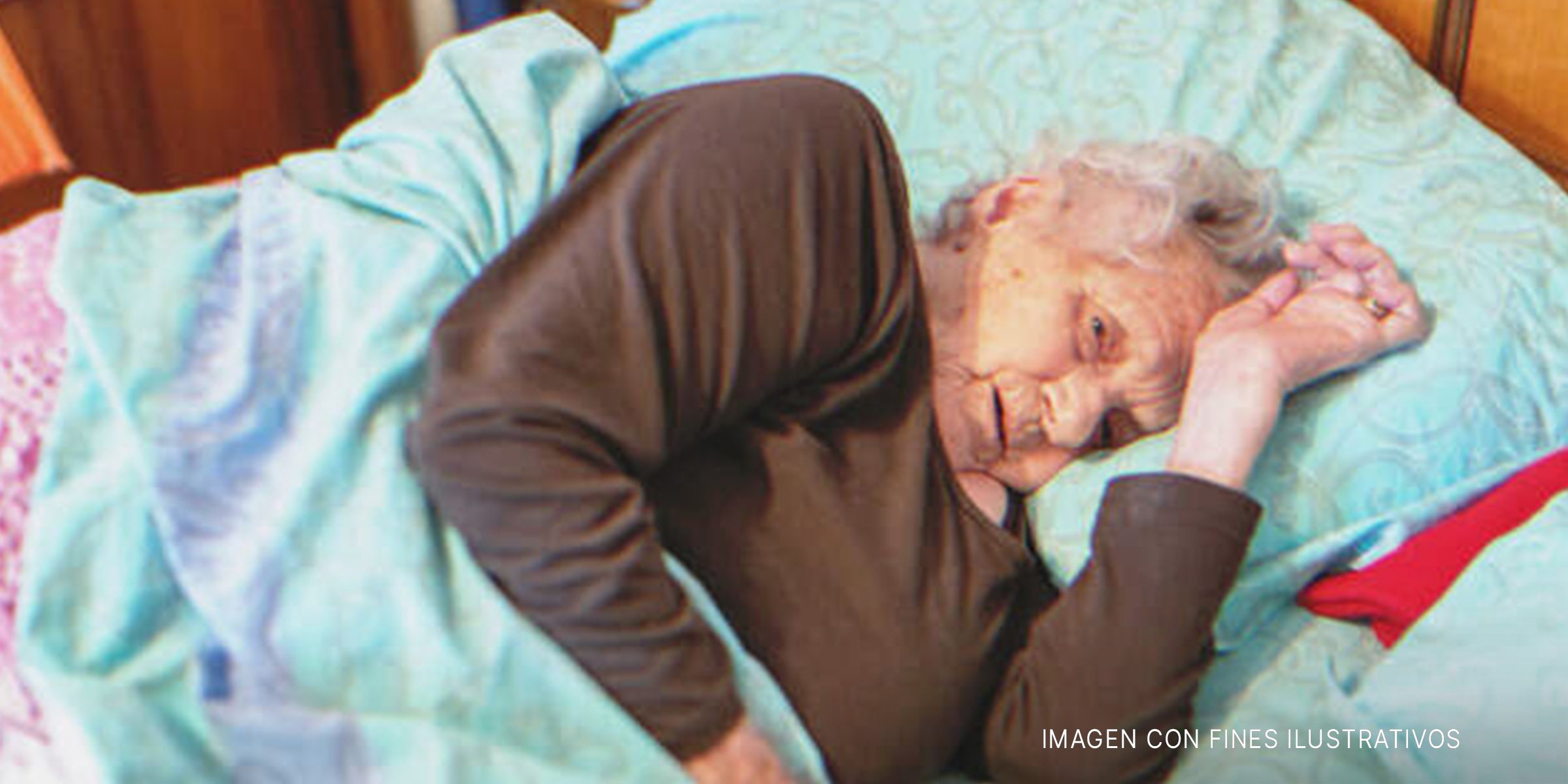 Anciana en la cama | Foto: Shutterstock