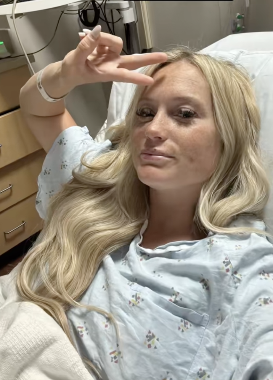 Amanda Wolaver lies in a hospital bed, as seen in a post dated May 18, 2025 | Source: TikTok/amandawolaver