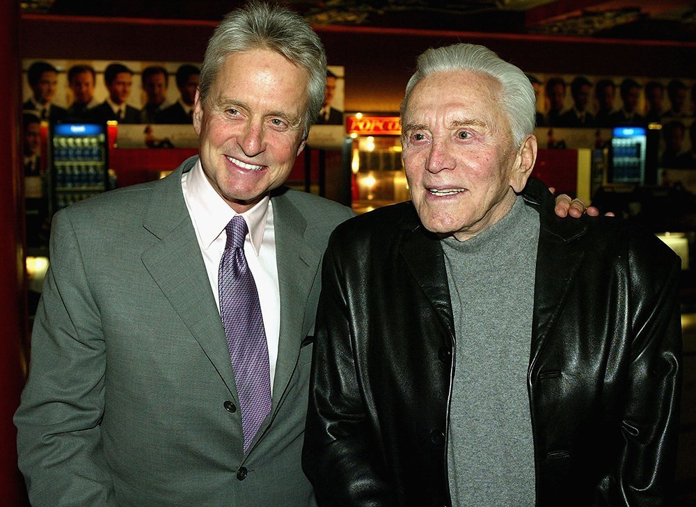 Kirk Douglas and son Michael. I Image: Getty Images.