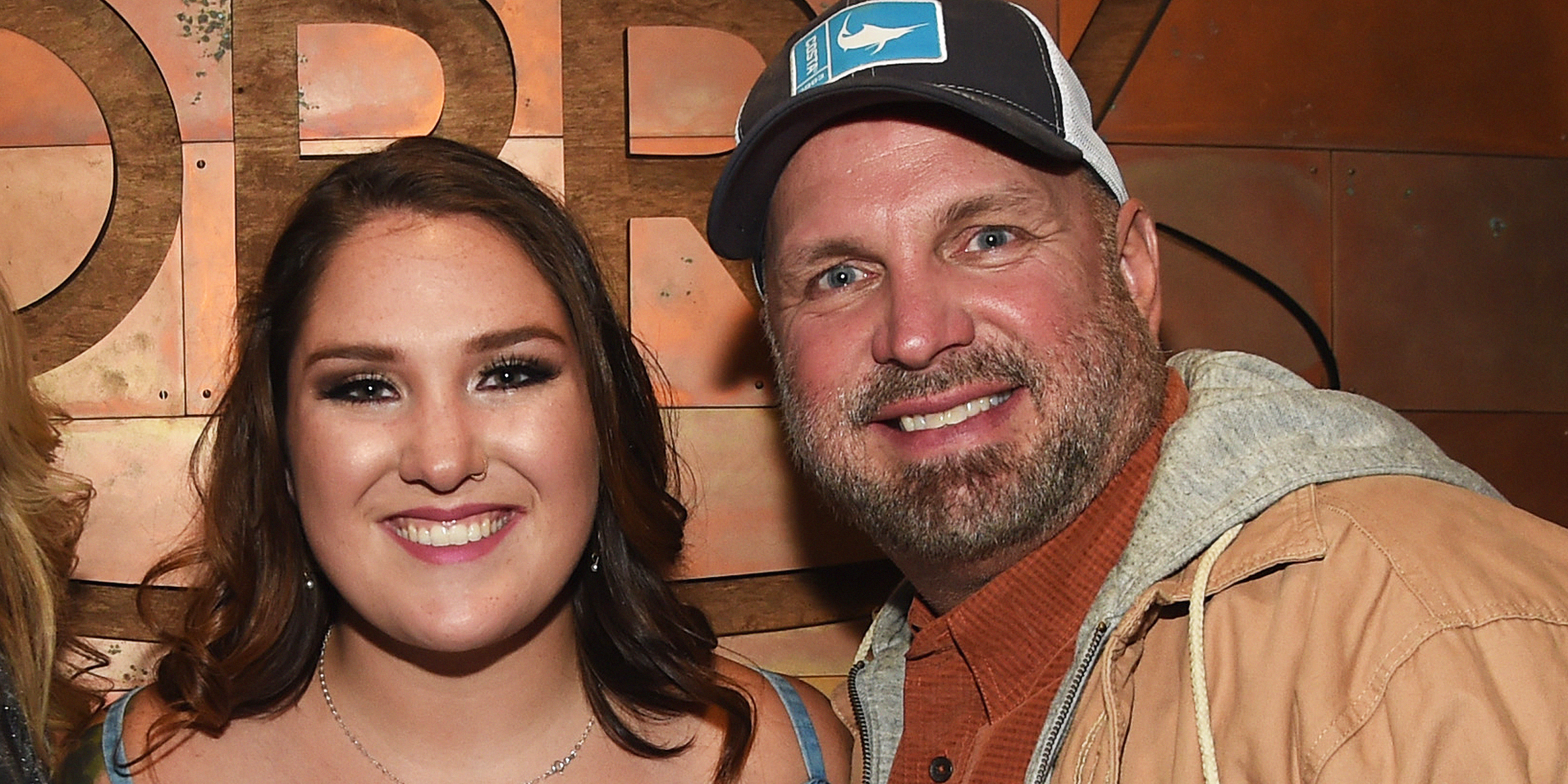 Allie Colleen and her dad, Garth Brooks. | Source: Getty Images