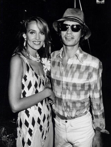 Mick Jagger and Jerry Hall on July 5, 1981 at the Xenon Disco in New York City, New York. | Photo: Getty Images