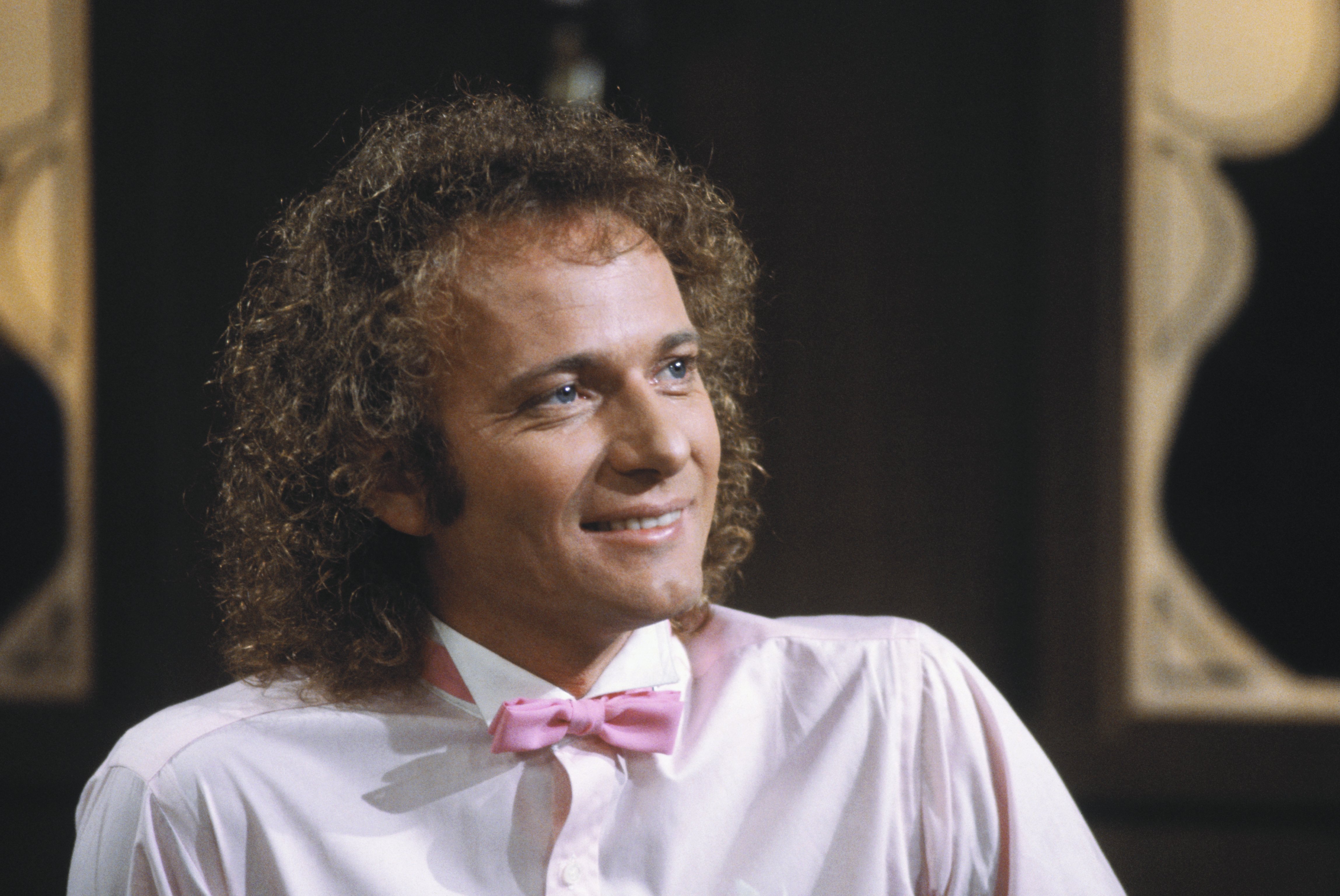 Actor Anthony Geary Wearing Pink Bow Tie. | Source: Getty Images